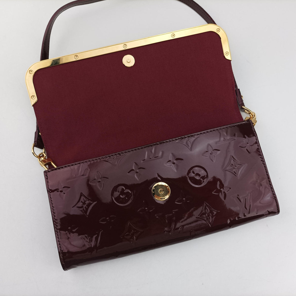 Pre-owned Louis Vuitton Rossmore MM Amarante Vernis M91550 shoulderbag | stylenewstar