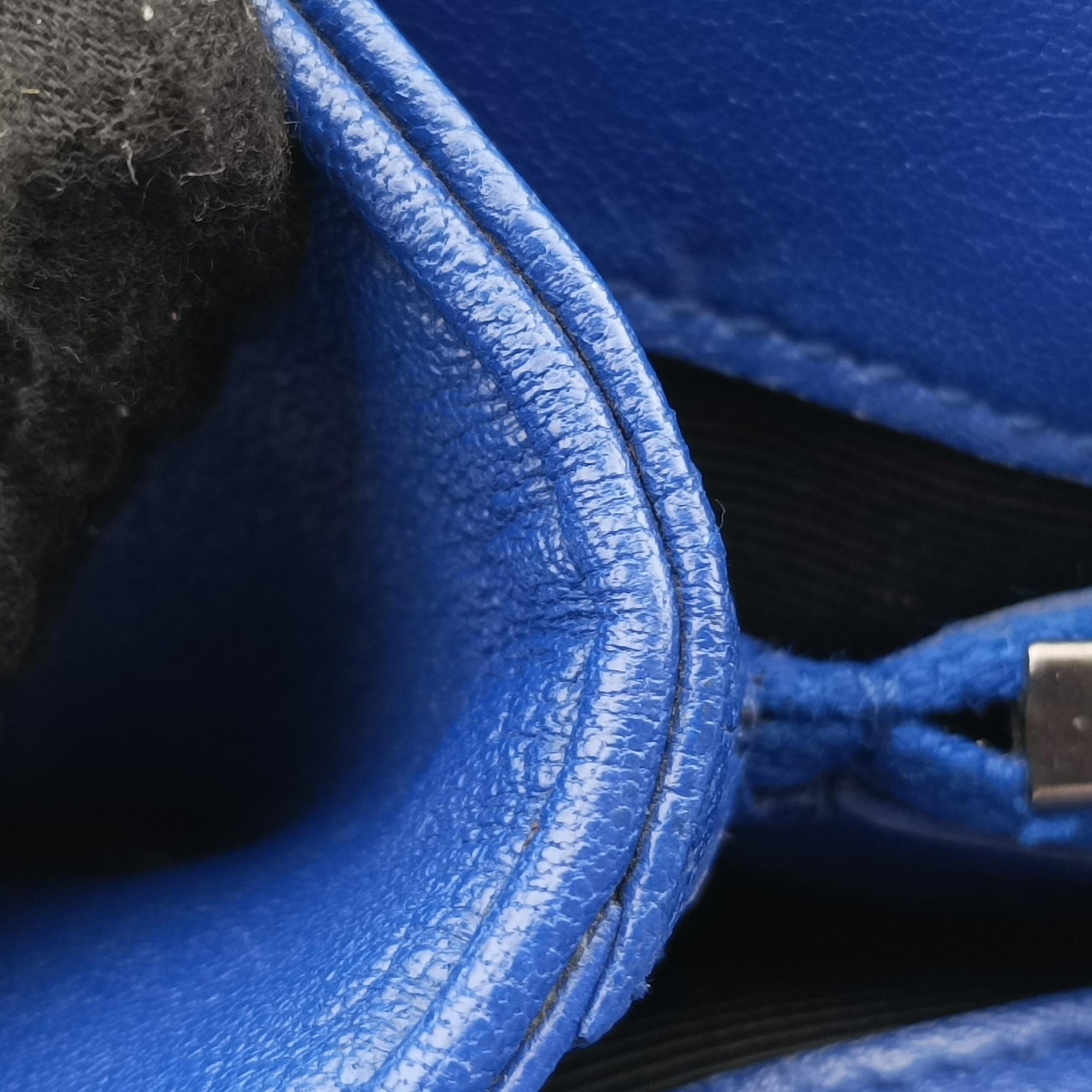 Pre-owned Yves Saint Laurent COLLEGE Blue Leather 392737 shoulderbag | stylenewstar