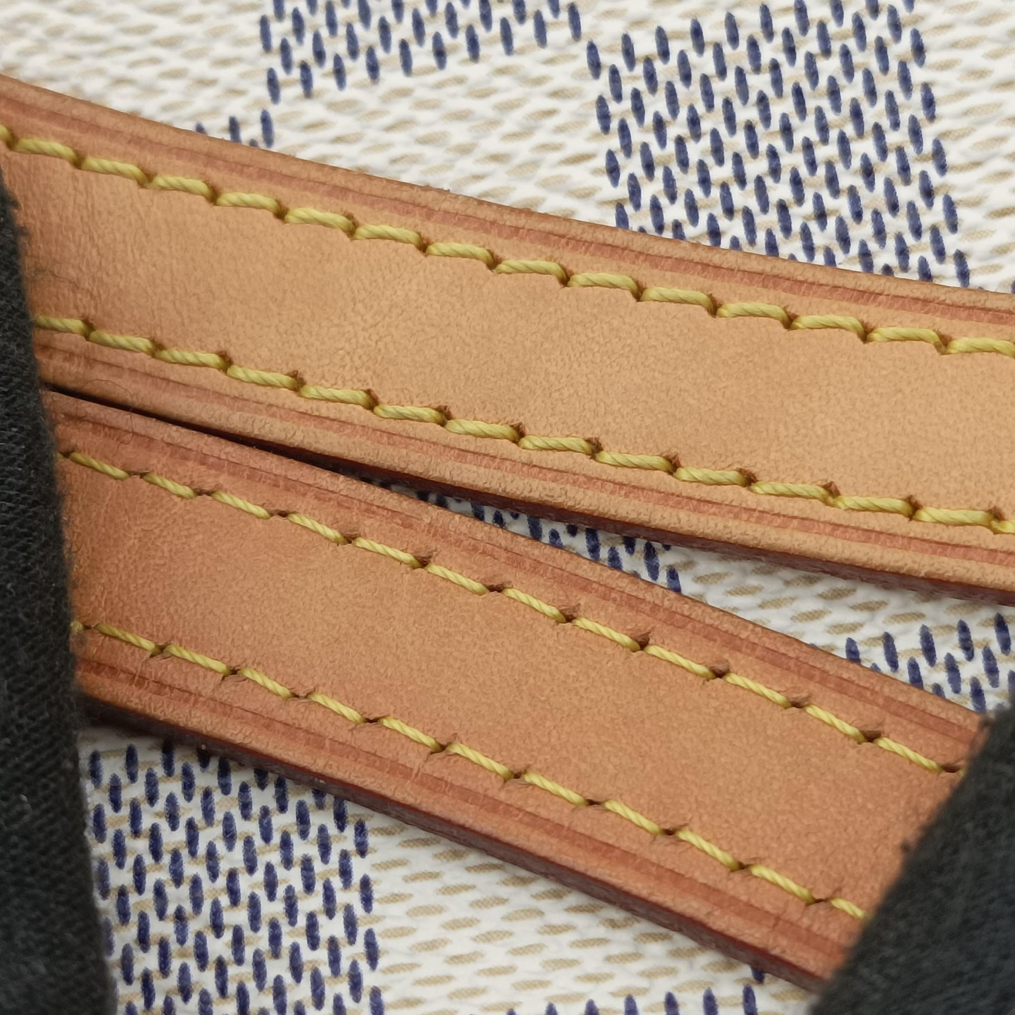 Vintage Louis Vuitton TOTALLY MM Azur Damier Canvas N51262 shoulderbag | stylenewstar