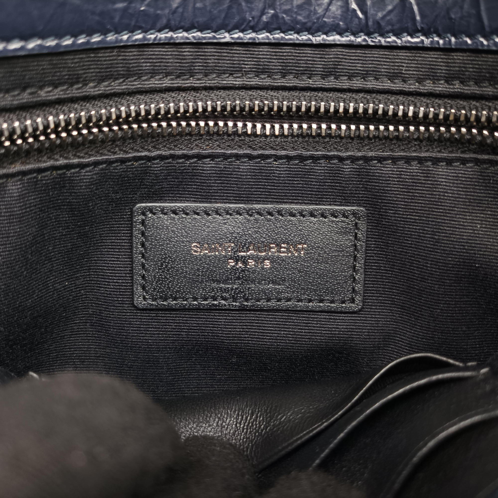 Secondhand Yves Saint Laurent Niki Navy Leather 583103 shoulderbag | stylenewstar