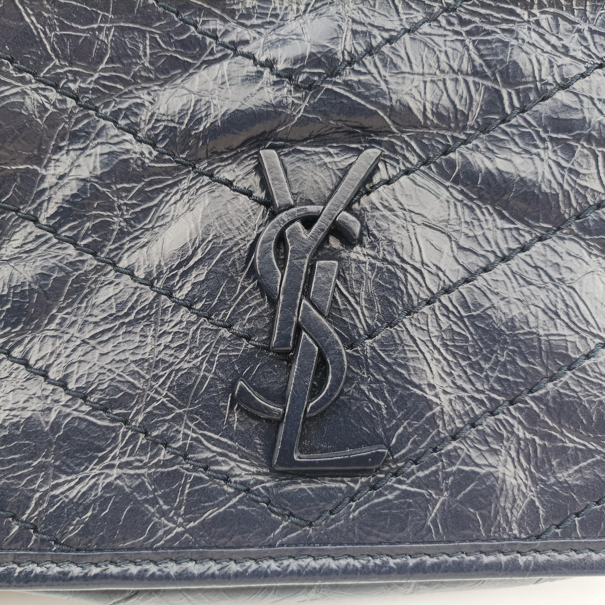 Secondhand Yves Saint Laurent Niki Navy Leather 583103 shoulderbag | stylenewstar
