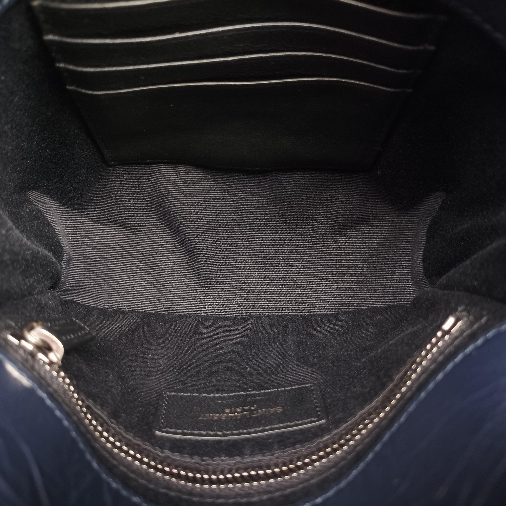 Secondhand Yves Saint Laurent Niki Navy Leather 583103 shoulderbag | stylenewstar