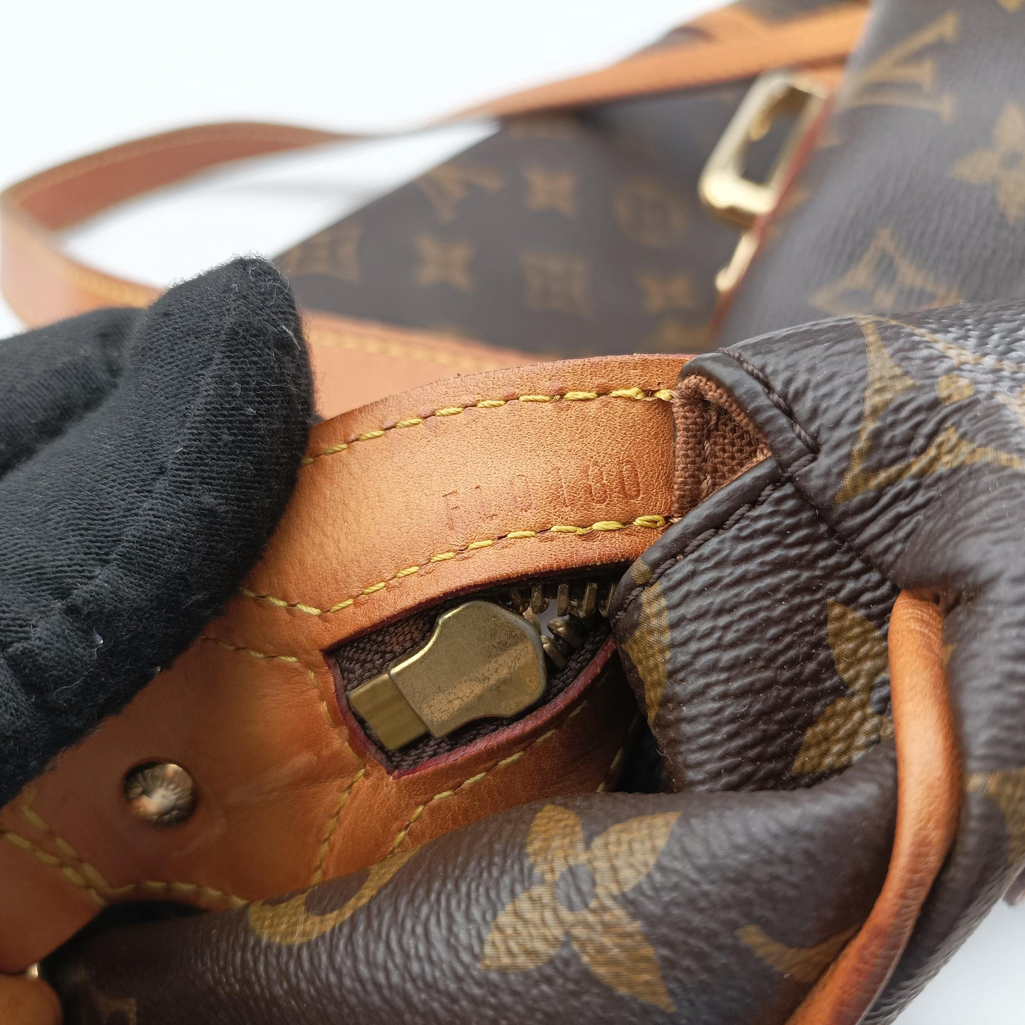 Pre-owned Louis Vuitton STRESA PM brown Monogram Canvas M51186 handbag | stylenewstar