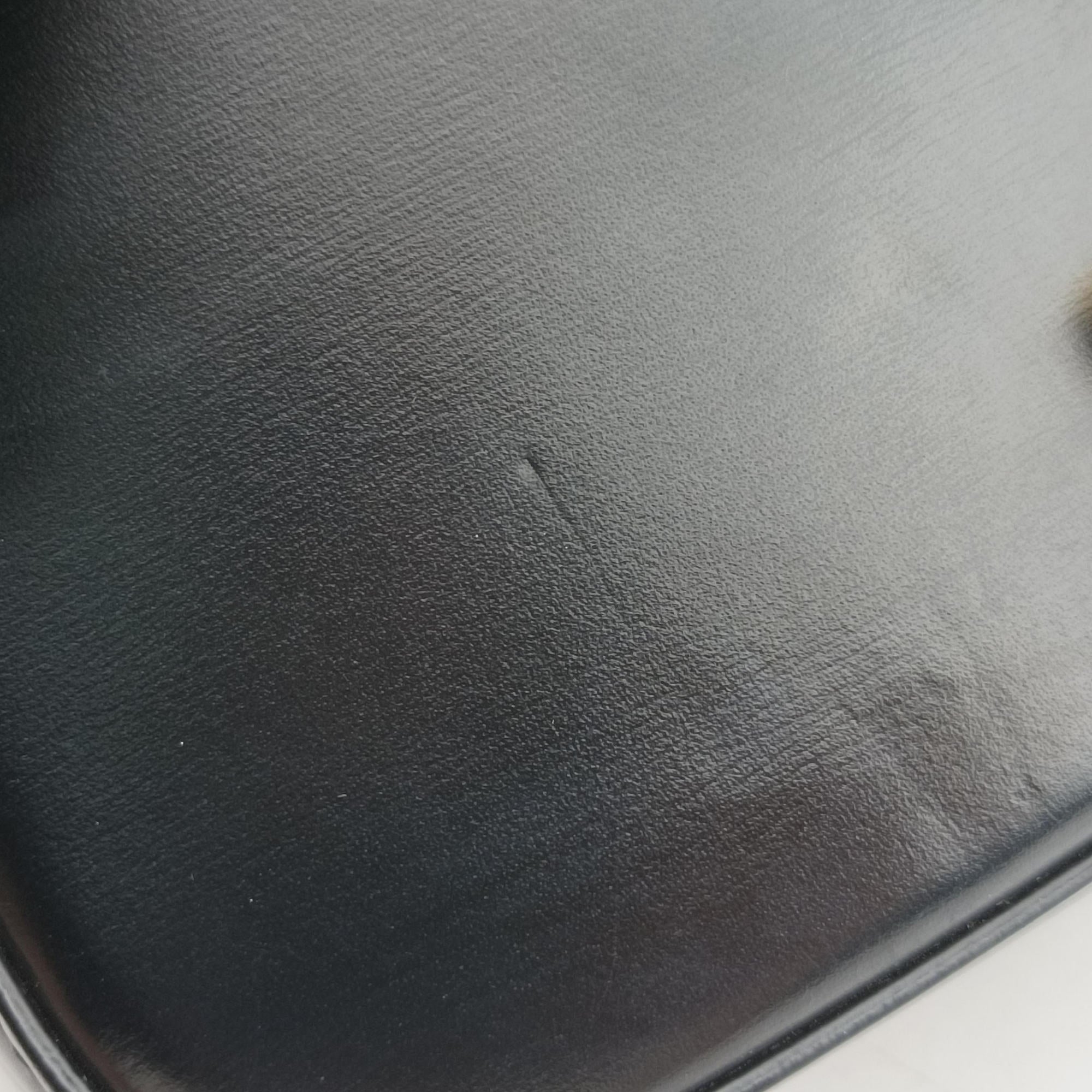 Secondhand Celine Claude Triomphe Black Leather  shoulderbag | stylenewstar