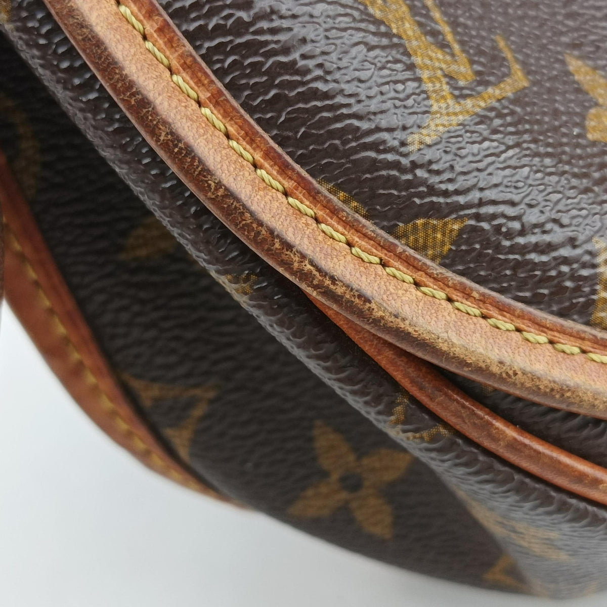 Pre-owned Louis Vuitton Menilmontant PM Brown Monogram canvas M40474 shoulderbag | stylenewstar