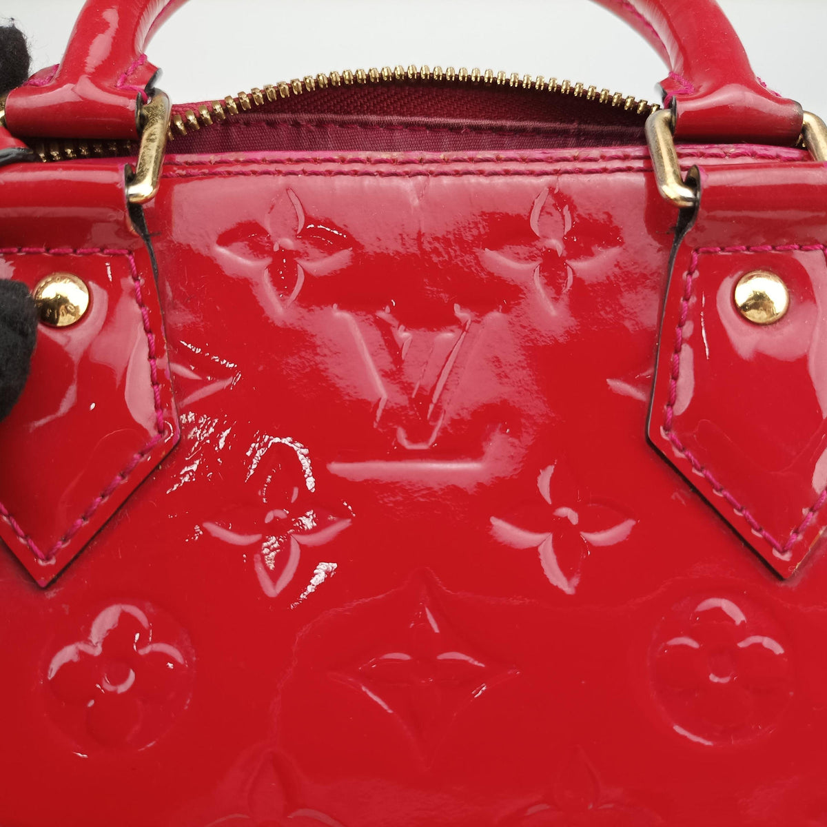 Pre-owned Louis Vuitton Alma BB pomme d'amour Vernis M91606 shoulderbag | stylenewstar