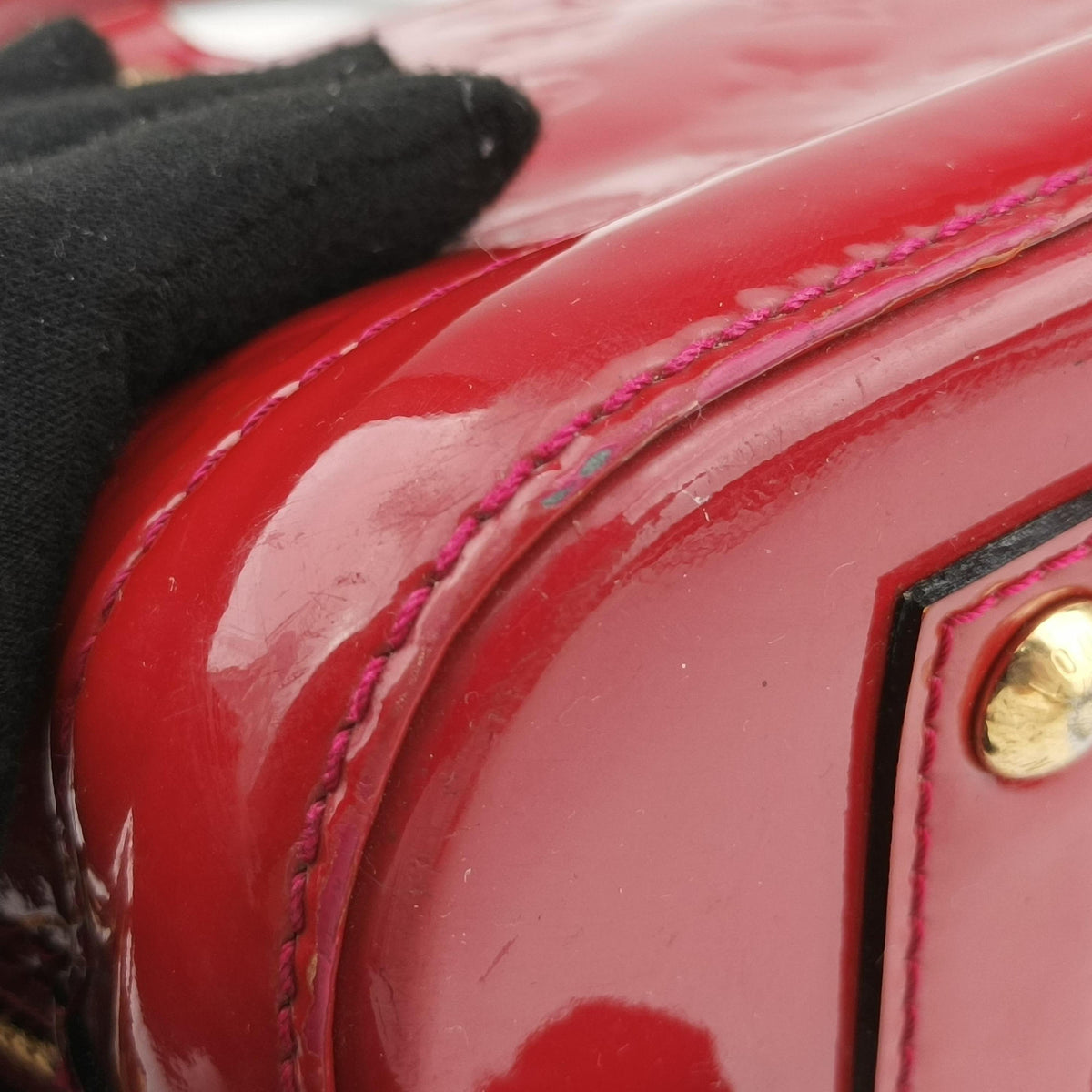 Pre-owned Louis Vuitton Alma BB pomme d'amour Vernis M91606 shoulderbag | stylenewstar