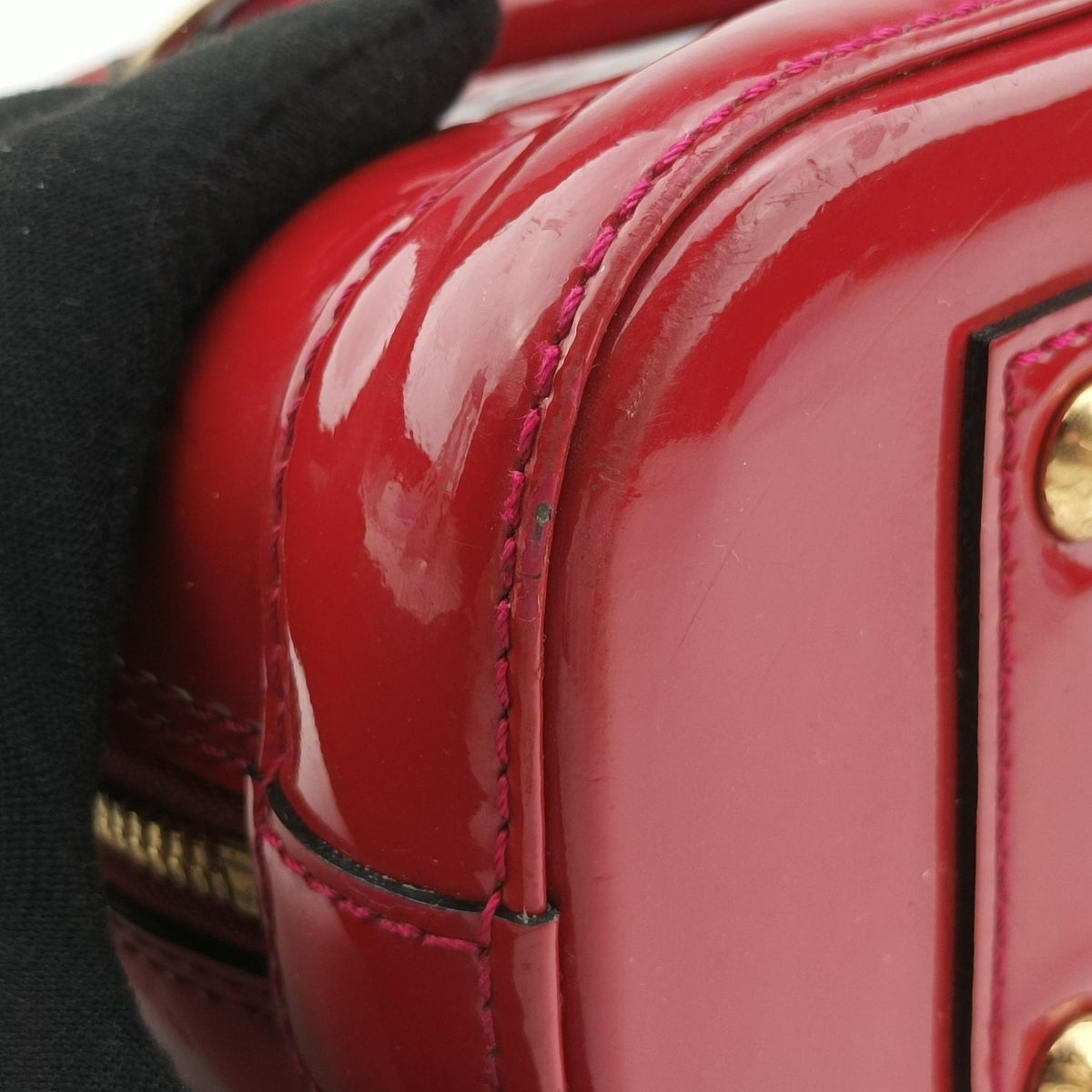 Pre-owned Louis Vuitton Alma BB pomme d'amour Vernis M91606 shoulderbag | stylenewstar