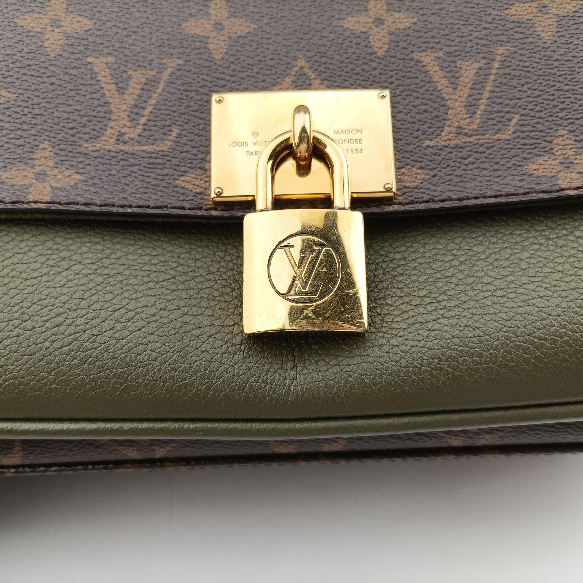 Pre-owned Louis Vuitton MARIGNAN brown×Khaki Monogram Canvas×calf leather M44286 shoulderbag | stylenewstar