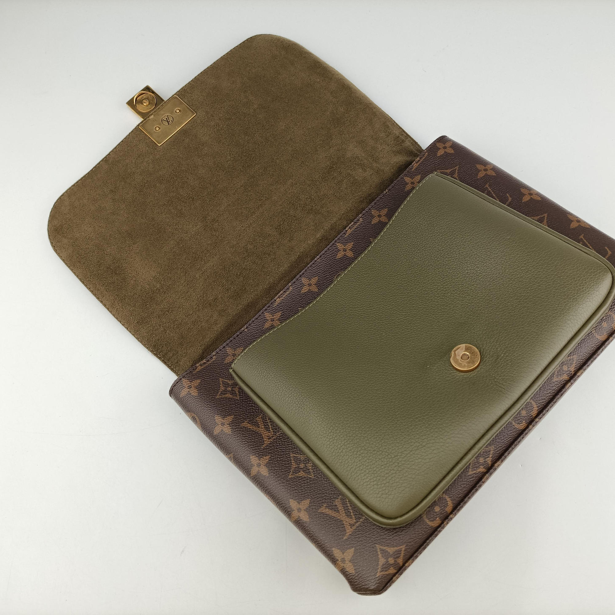 Pre-owned Louis Vuitton MARIGNAN brown×Khaki Monogram Canvas×calf leather M44286 shoulderbag | stylenewstar