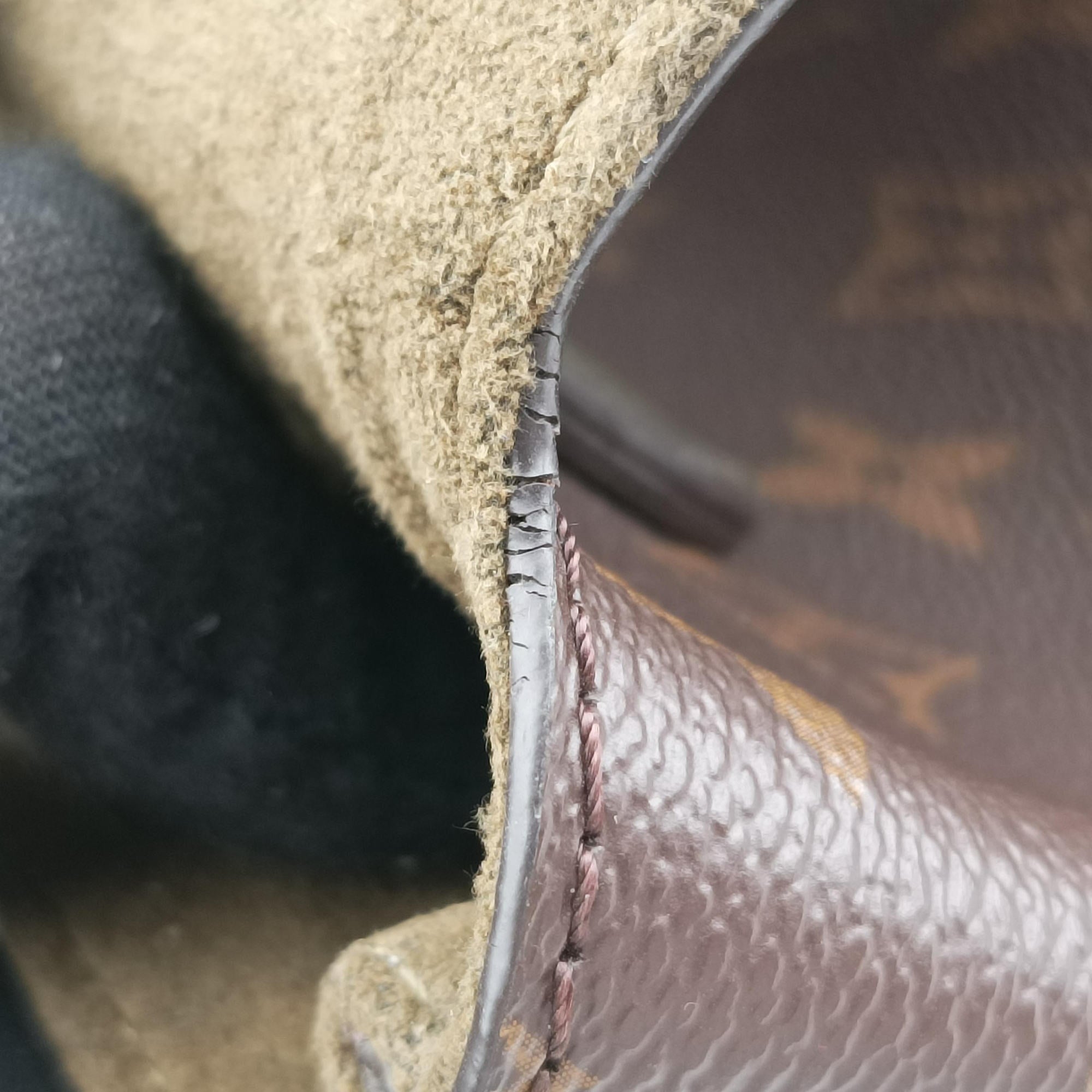 Pre-owned Louis Vuitton MARIGNAN brown×Khaki Monogram Canvas×calf leather M44286 shoulderbag | stylenewstar