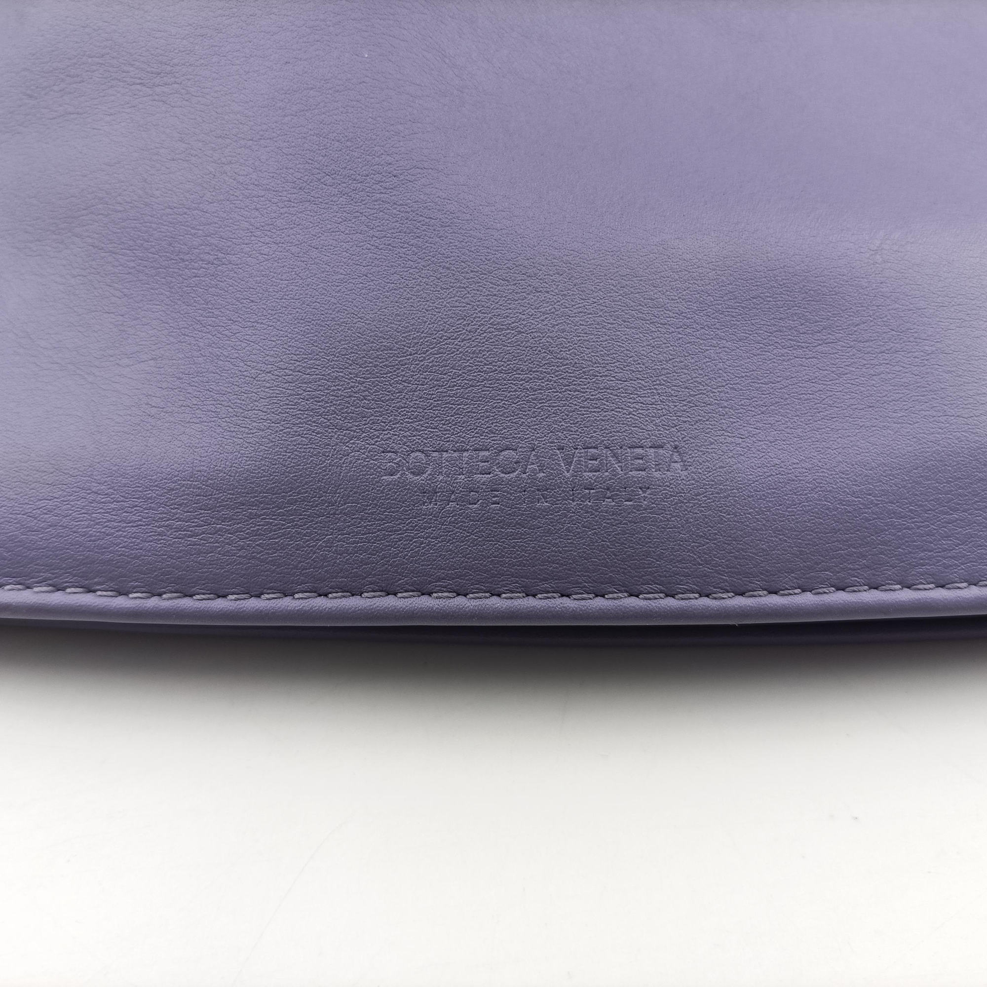 Pre-owned Bottega Veneta The TWIST Purple lambskin  clutchbag | stylenewstar
