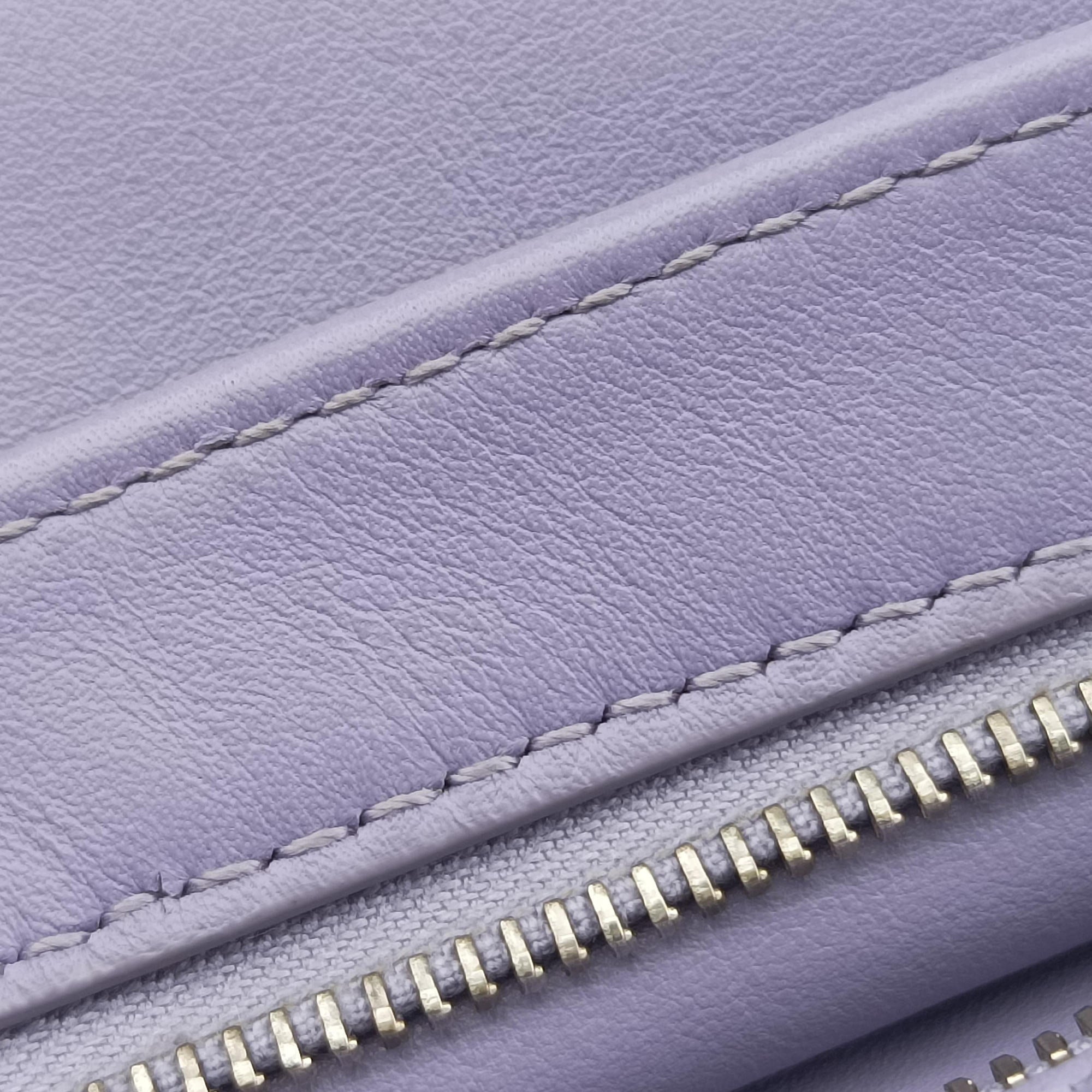 Pre-owned Bottega Veneta The TWIST Purple lambskin  clutchbag | stylenewstar