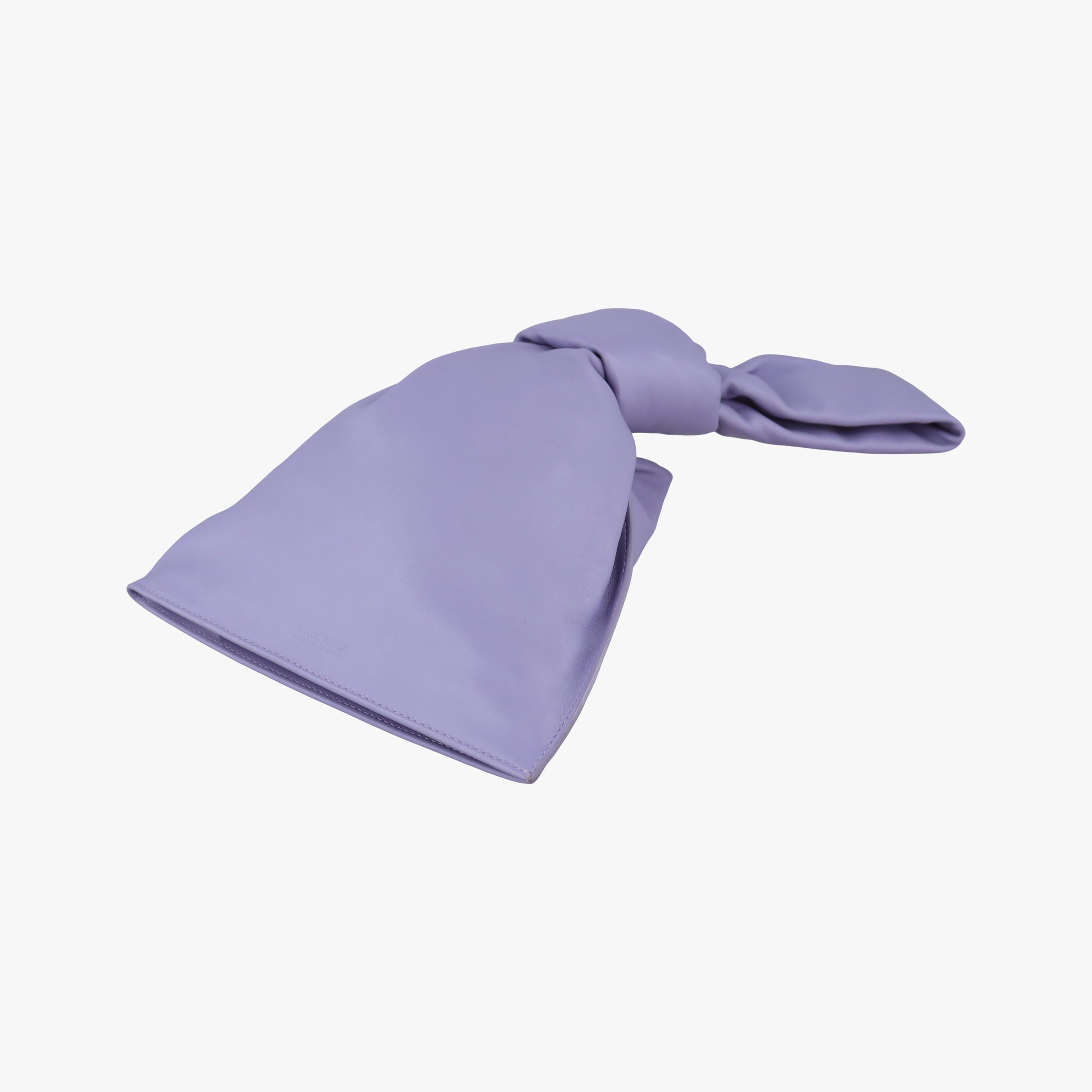 Pre-owned Bottega Veneta The TWIST Purple lambskin  clutchbag | stylenewstar