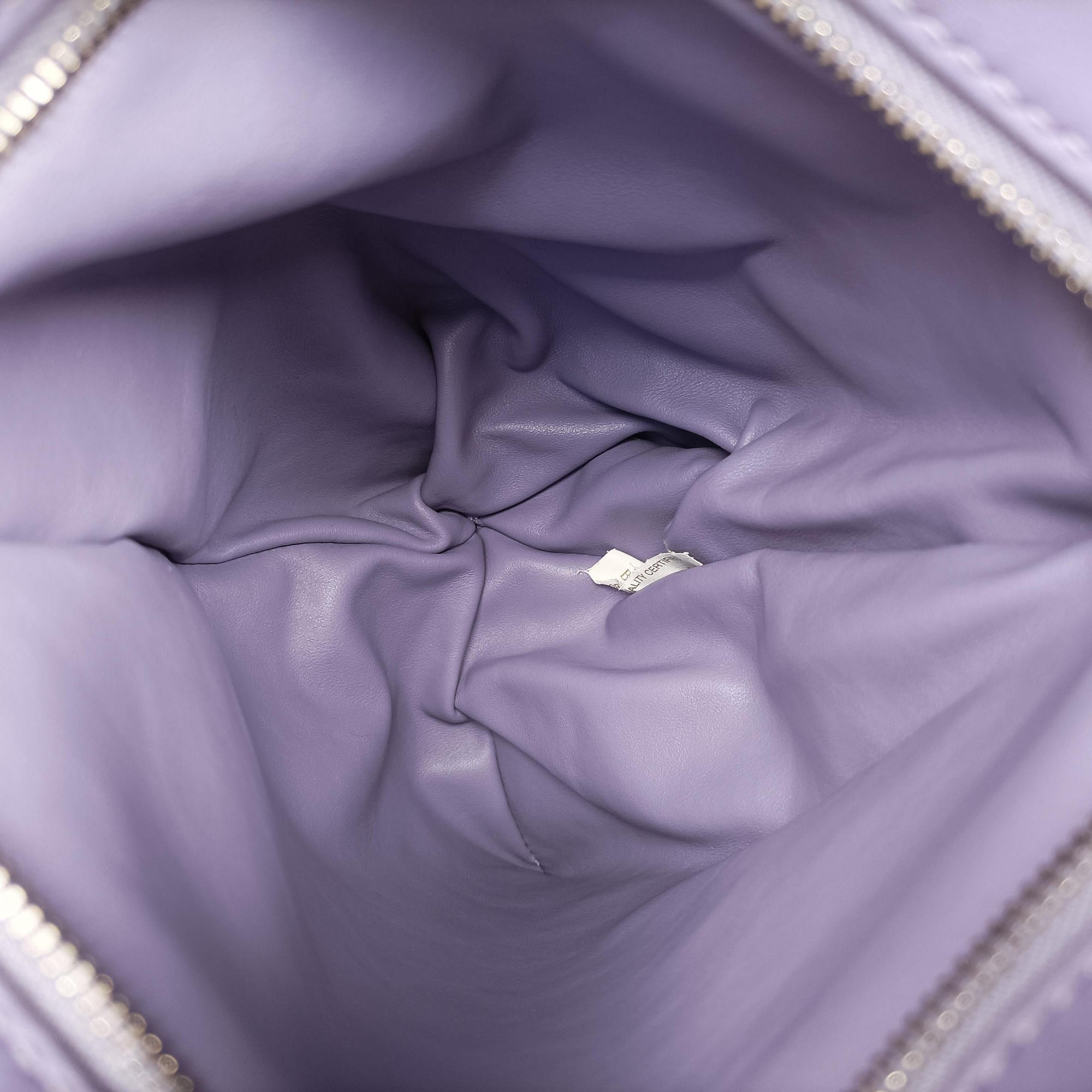 Pre-owned Bottega Veneta The TWIST Purple lambskin  clutchbag | stylenewstar