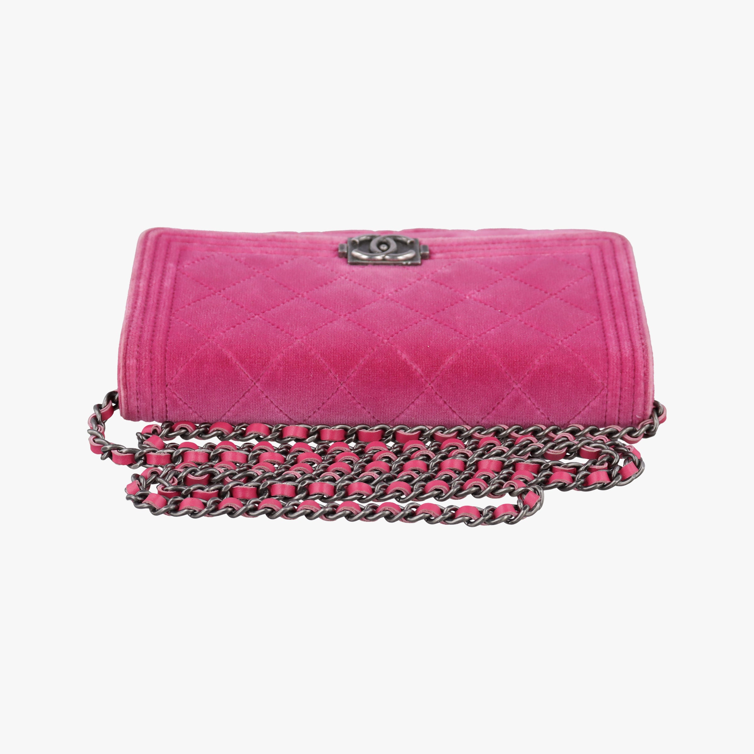 Secondhand Chanel BOY CHANEL Chain Wallet Rose velour A68911 shoulderbag | stylenewstar