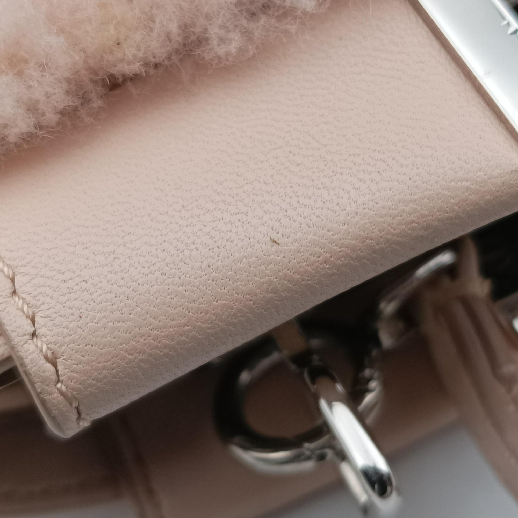 Pre-owned Fendi Micro Peekaboo Pink Leather × Pile 8M0355 shoulderbag | stylenewstar