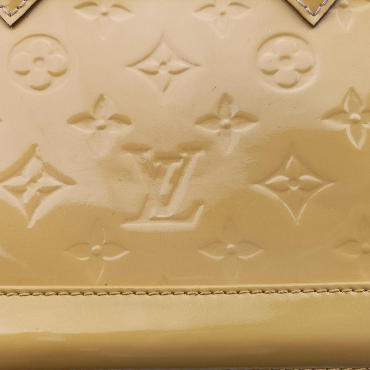 Pre-owned Louis Vuitton Alma BB Rose Velours Vernis M91752 handbag | stylenewstar