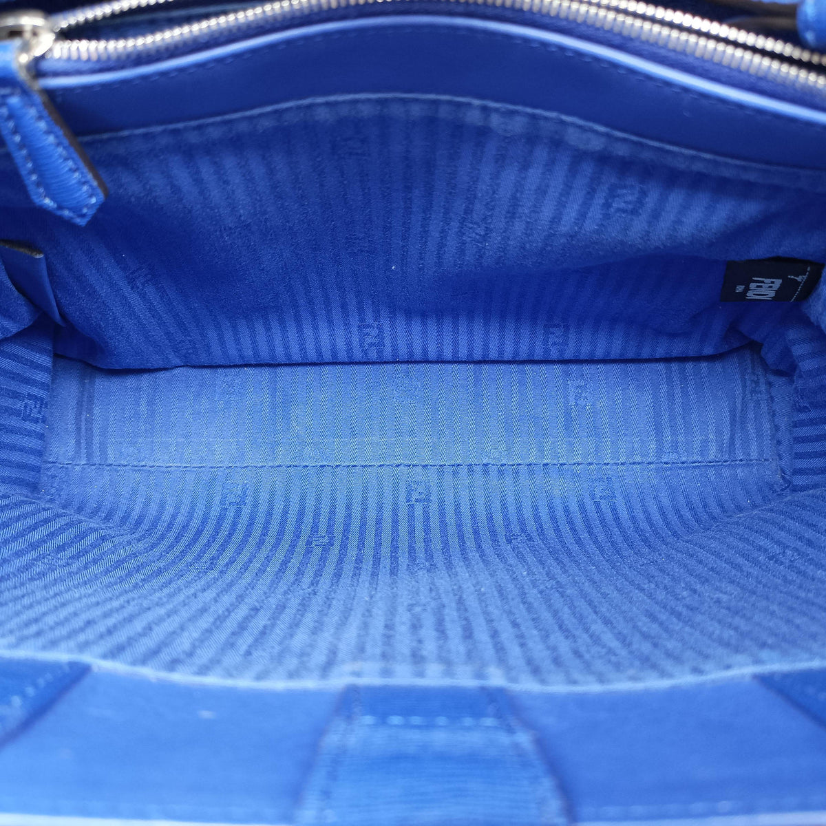 Vintage Fendi Petite 2 JOURS Blue Leather 8BH253 shoulderbag | stylenewstar
