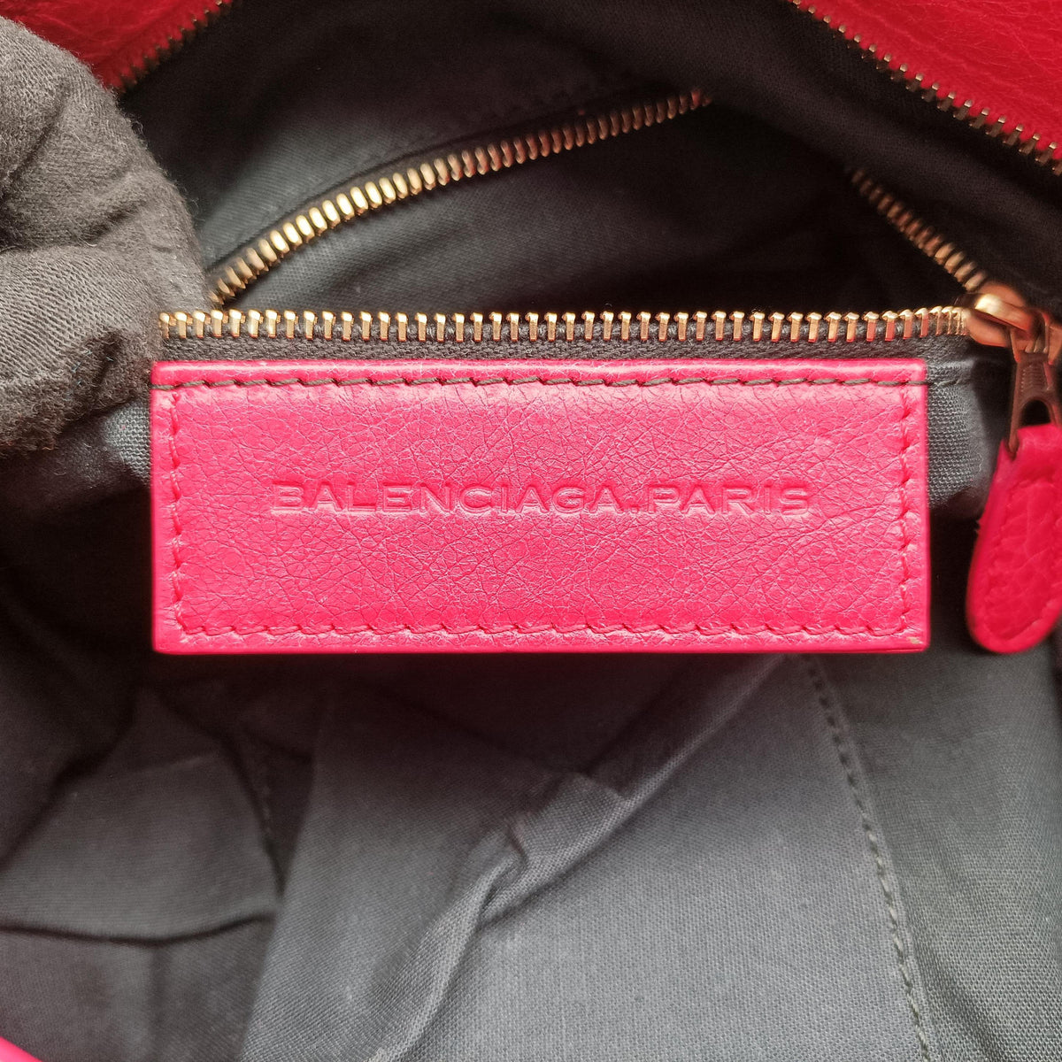 Vintage Balenciaga Electric Perforated Motorcycle City Red lambskin  shoulderbag | stylenewstar