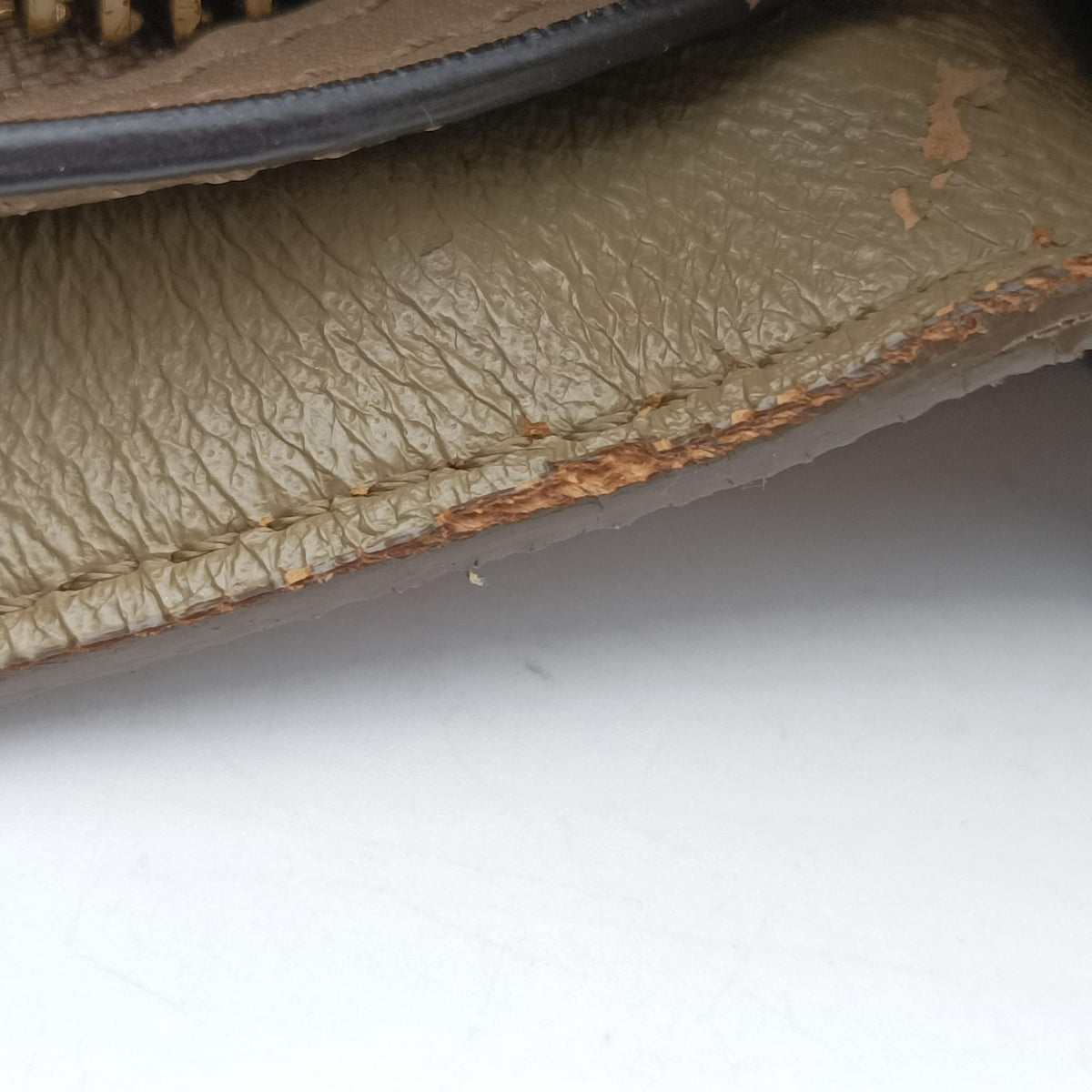 Vintage Celine Trapeze Beige× Gray×brown Suede × leather  shoulderbag | stylenewstar