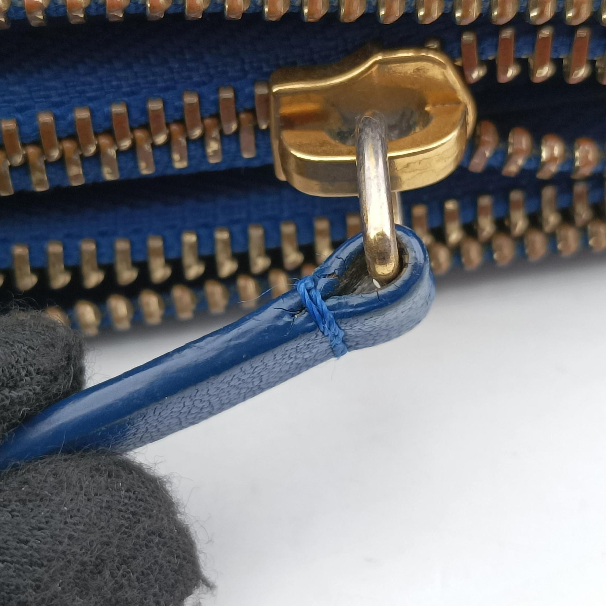 Pre-owned Celine TRIO Blue Leather  shoulderbag | stylenewstar