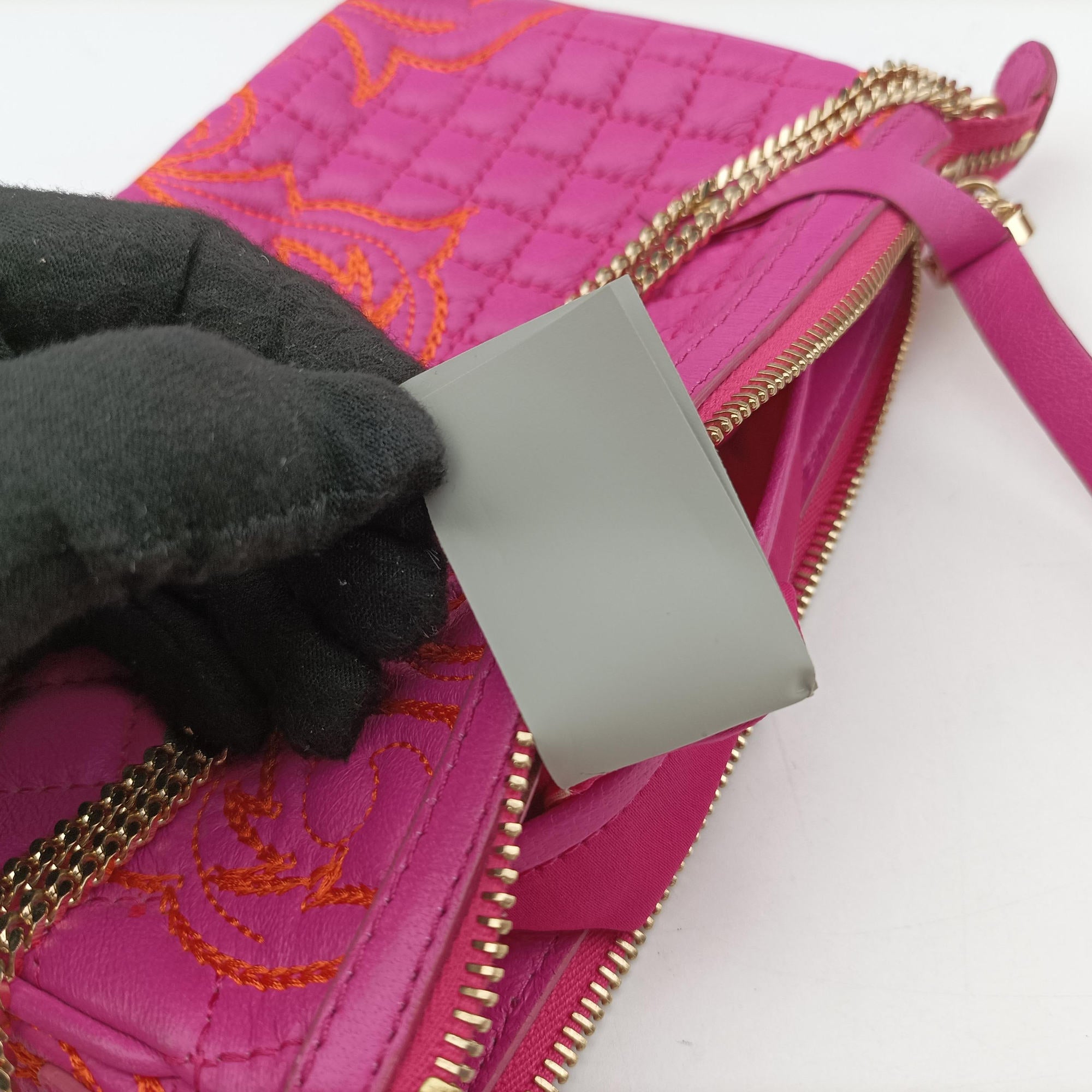 Pre-owned VERSACE Embroidered Vanitas Pink Leather  shoulderbag | stylenewstar