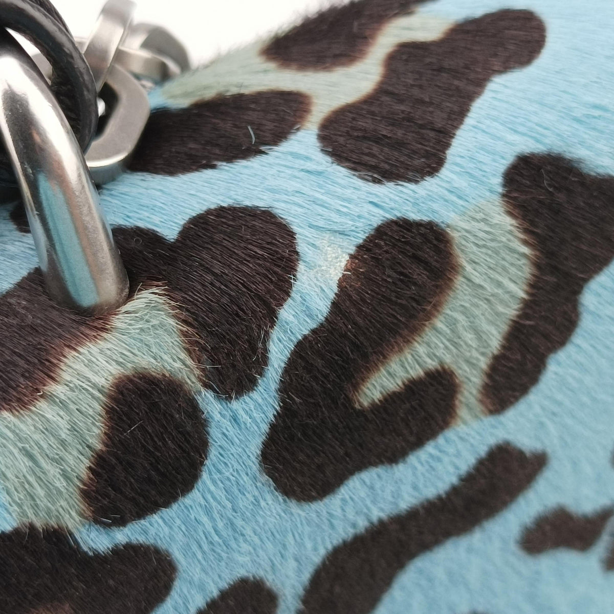 Pre-owned Prada Leopard print Blue×Black ponyhair×nylon 1BD009 shoulderbag | stylenewstar