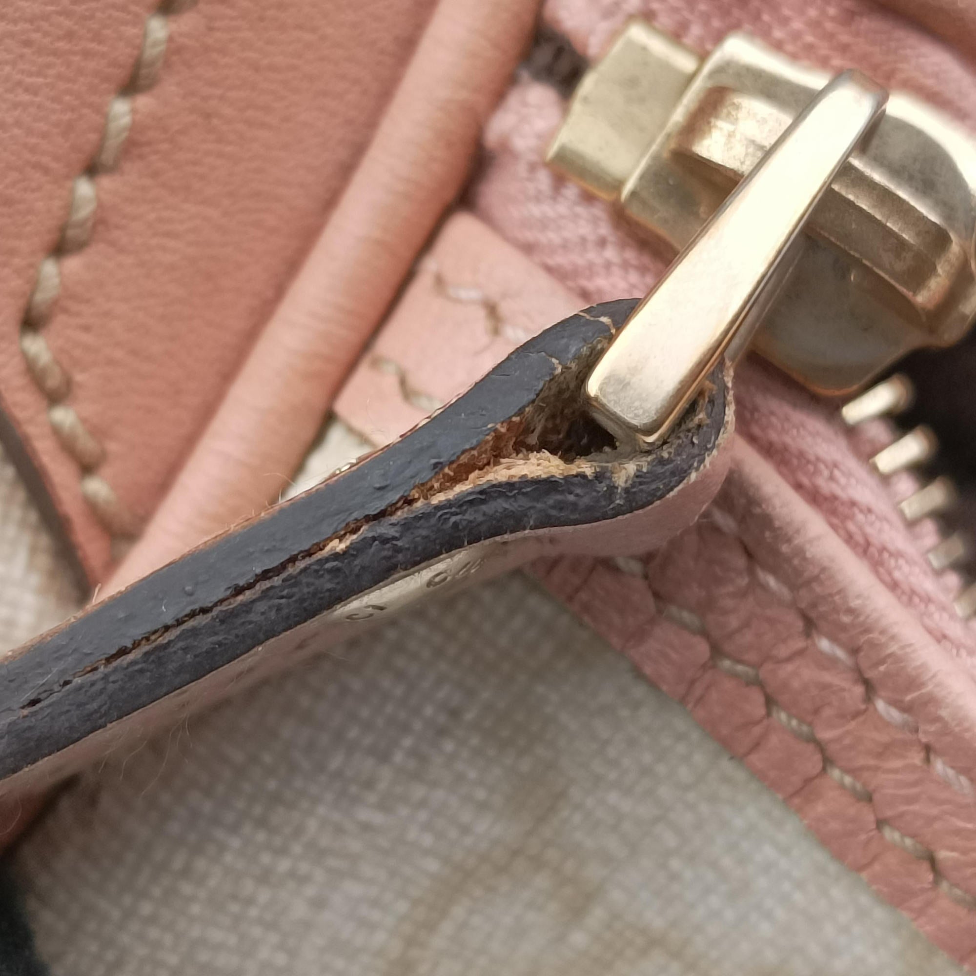 Vintage Gucci UNICEF Joy White×Pink PVC coated canvas×Leather 189895 handbag | stylenewstar