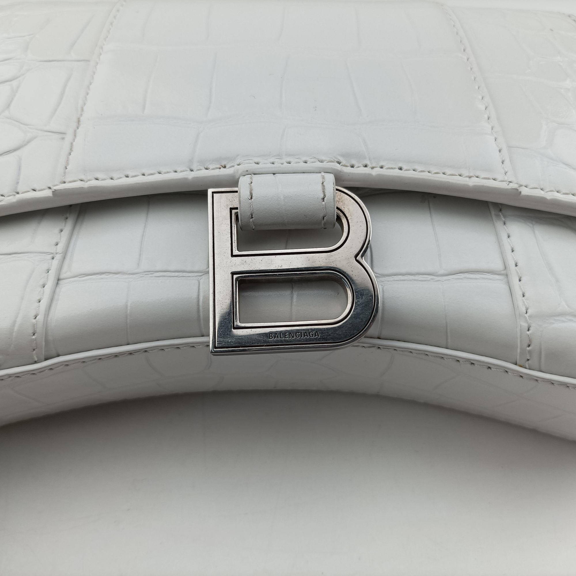 Pre-owned Balenciaga Hourglass White leather  shoulderbag | stylenewstar