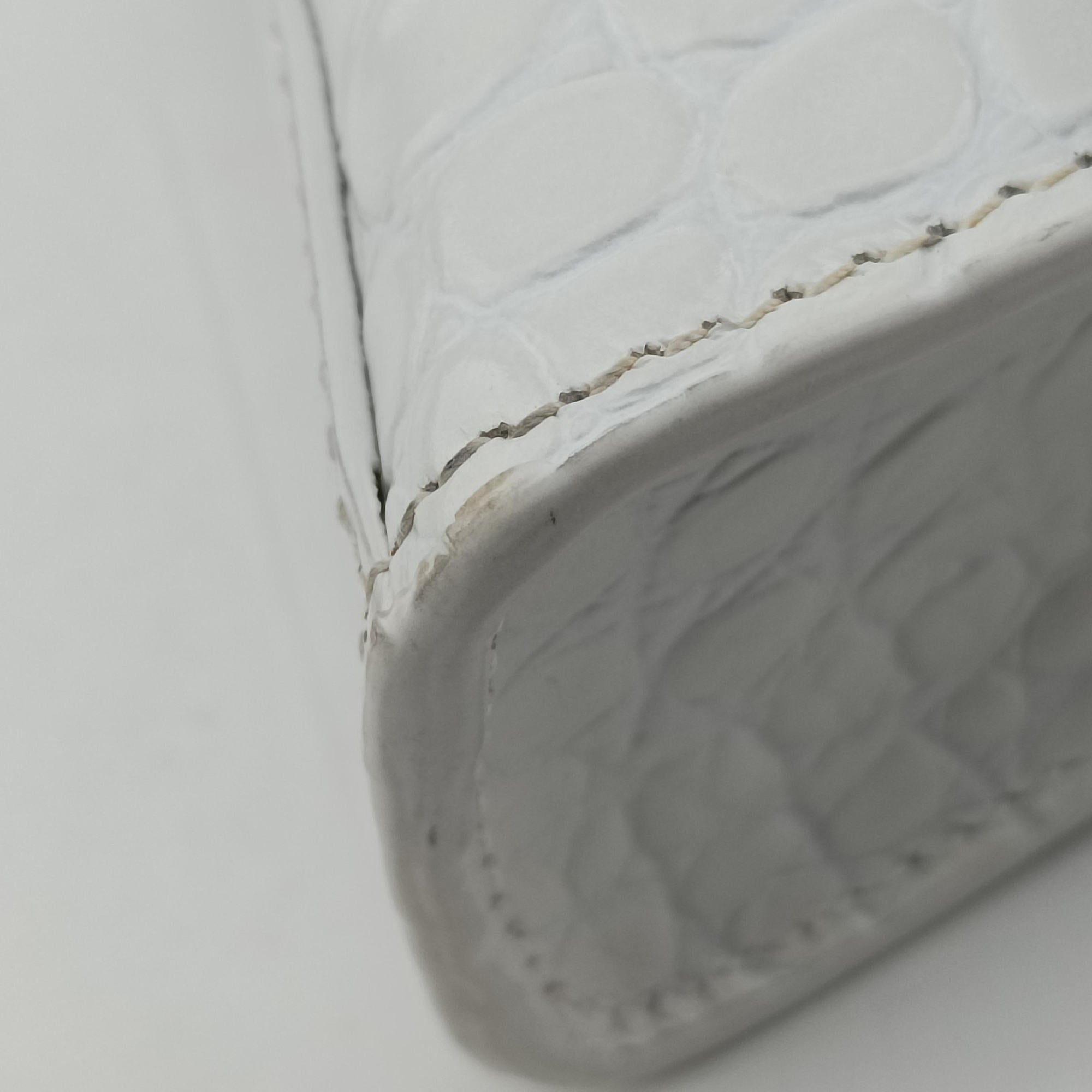 Pre-owned Balenciaga Hourglass White leather  shoulderbag | stylenewstar