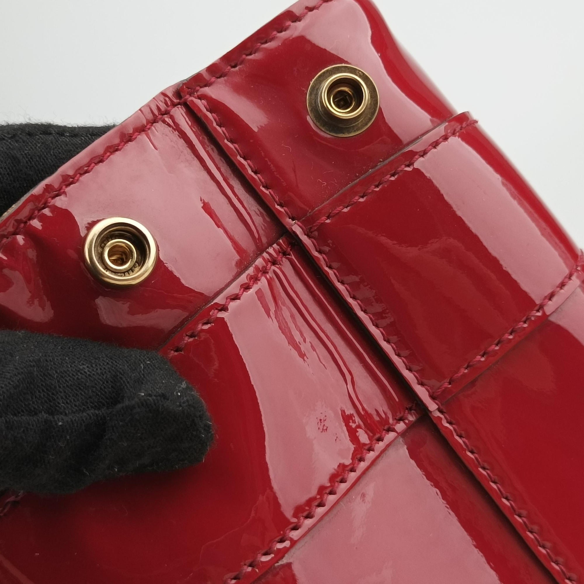Pre-owned Gucci Bright Bit Red Patent Leather 319795 shoulderbag | stylenewstar