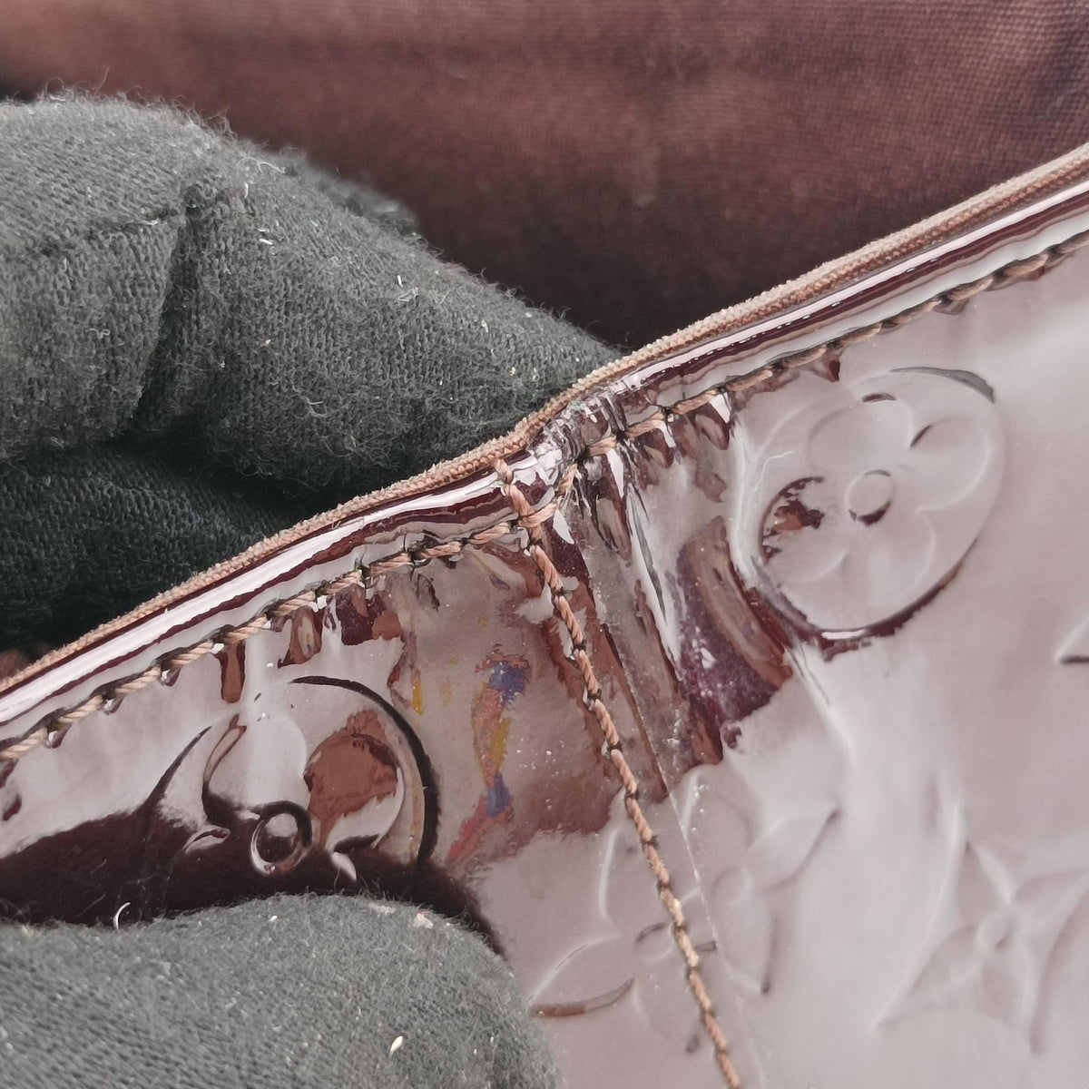 Secondhand Louis Vuitton Rosewood Avenue Amaranth Vernis M93510 shoulderbag | stylenewstar