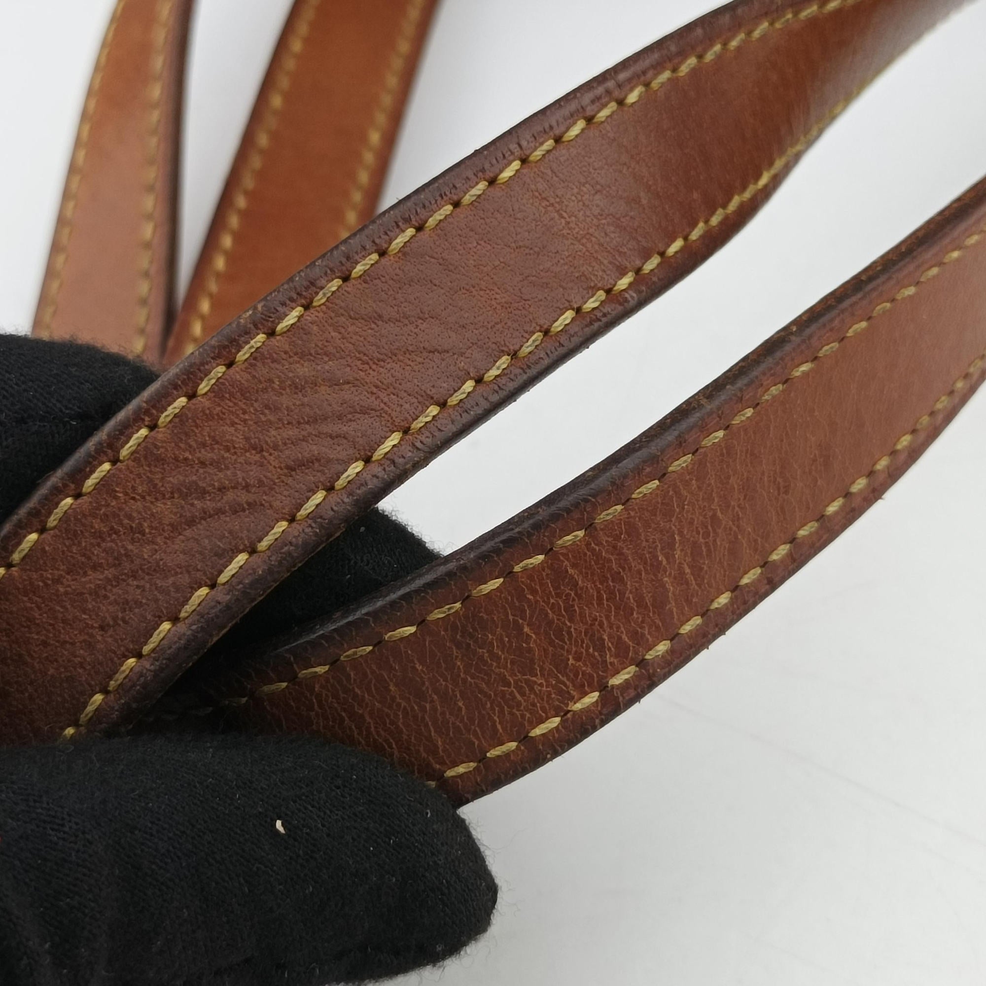 Secondhand Louis Vuitton Rosewood Avenue Amaranth Vernis M93510 shoulderbag | stylenewstar