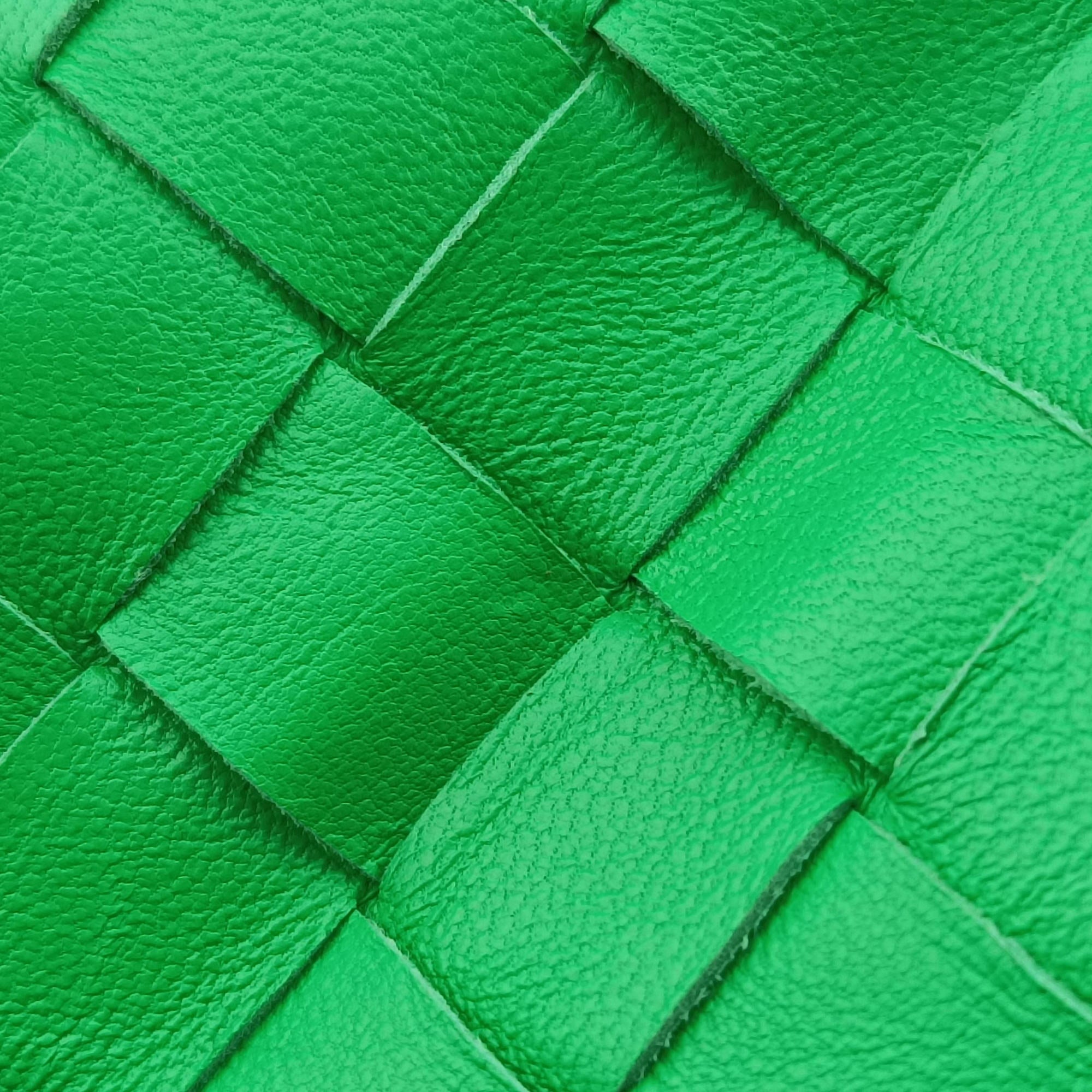 Pre-owned Bottega Veneta The Jodie Green lambskin  handbag | stylenewstar