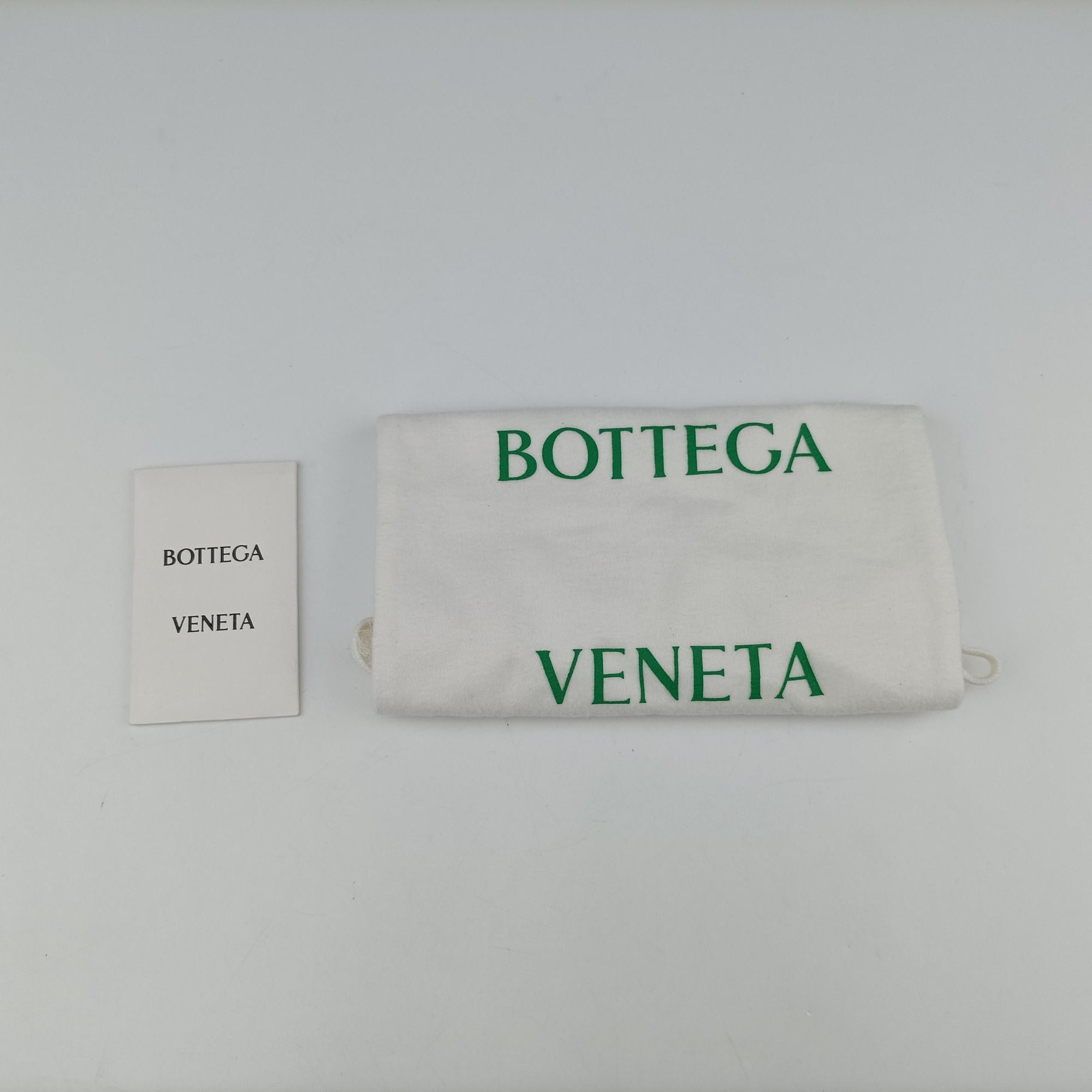 Pre-owned Bottega Veneta The Jodie Green lambskin  handbag | stylenewstar