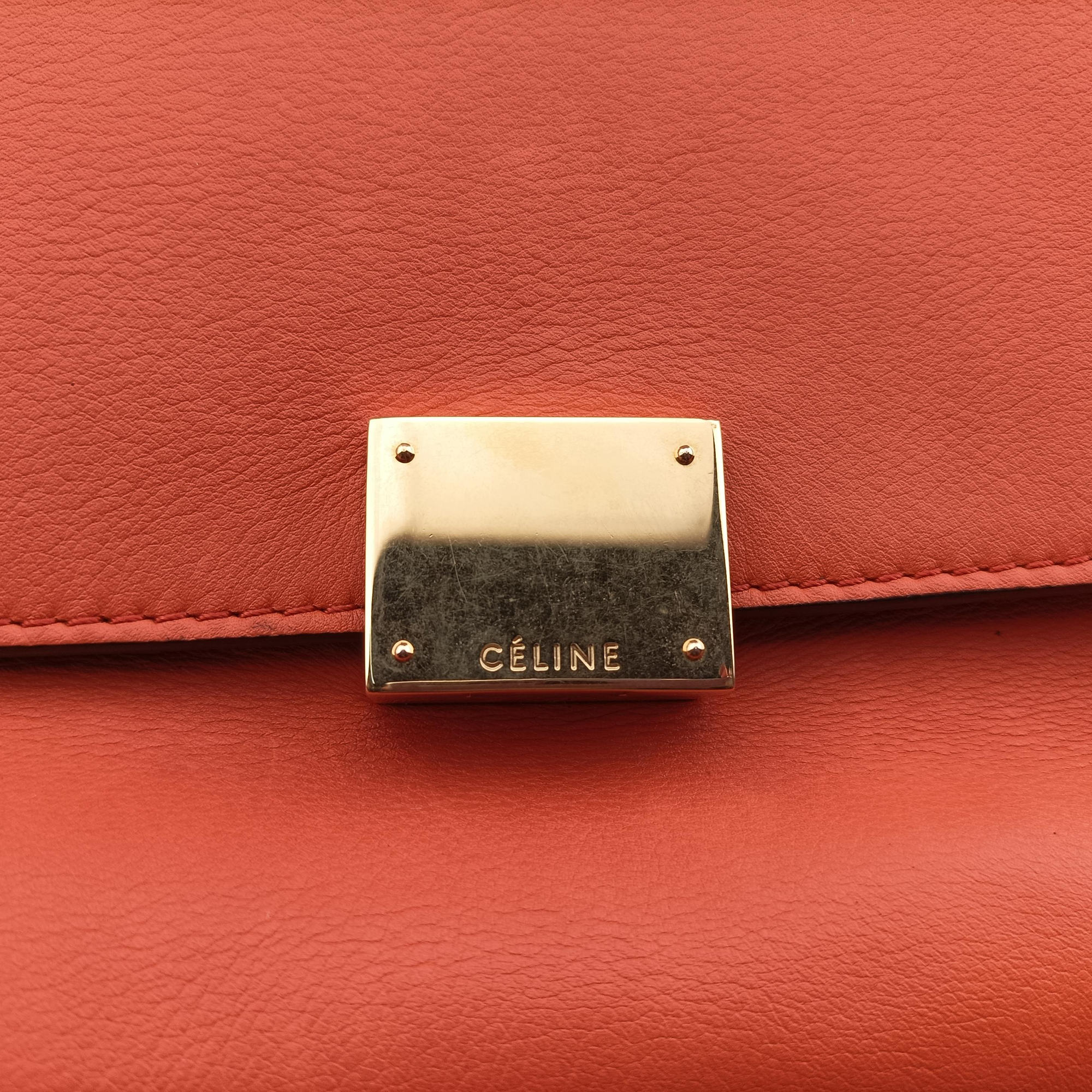 Secondhand Celine Trapeze Small Orange Suede×leather  shoulderbag | stylenewstar