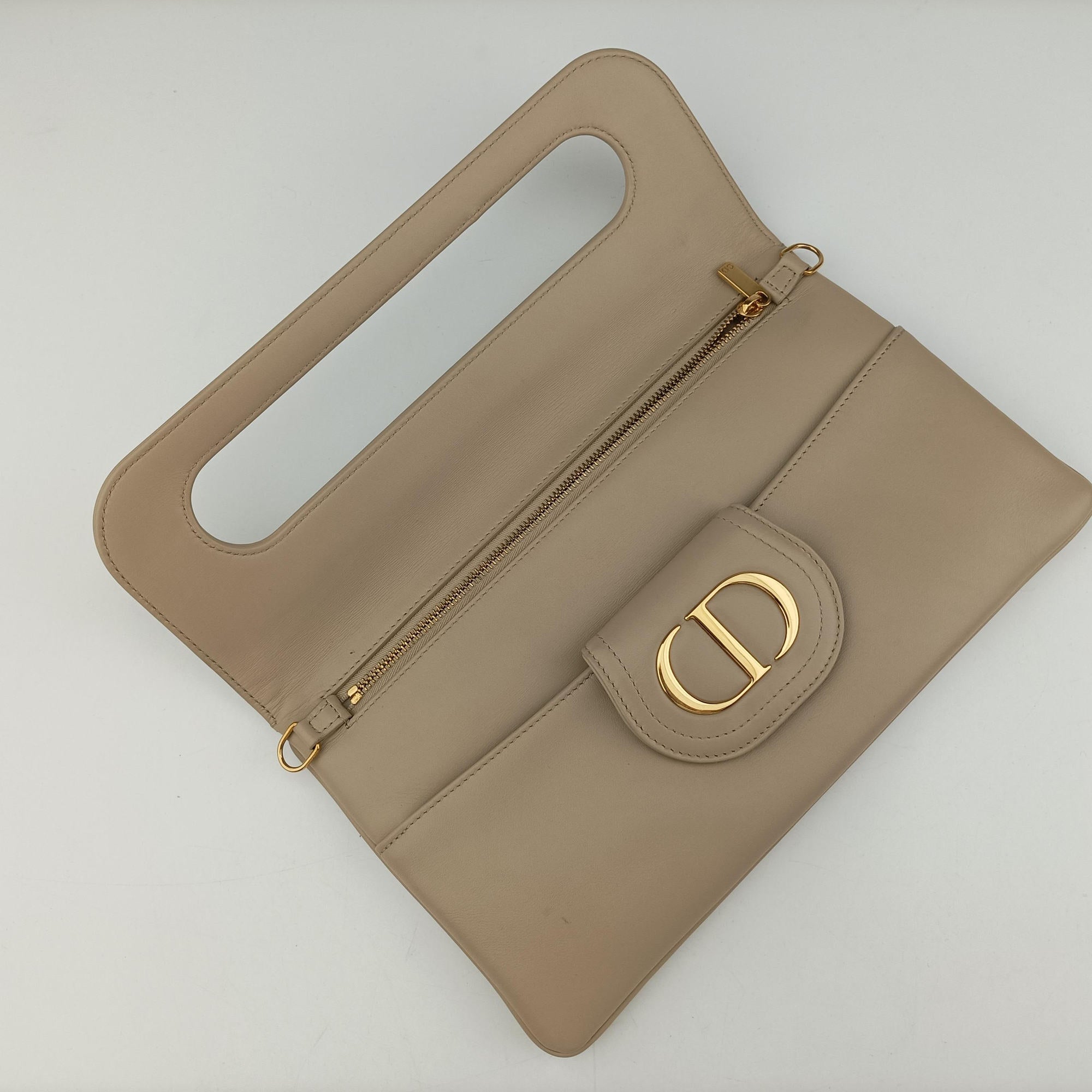 Pre-owned Christian Dior Diordouble Beige Leather  shoulderbag | stylenewstar