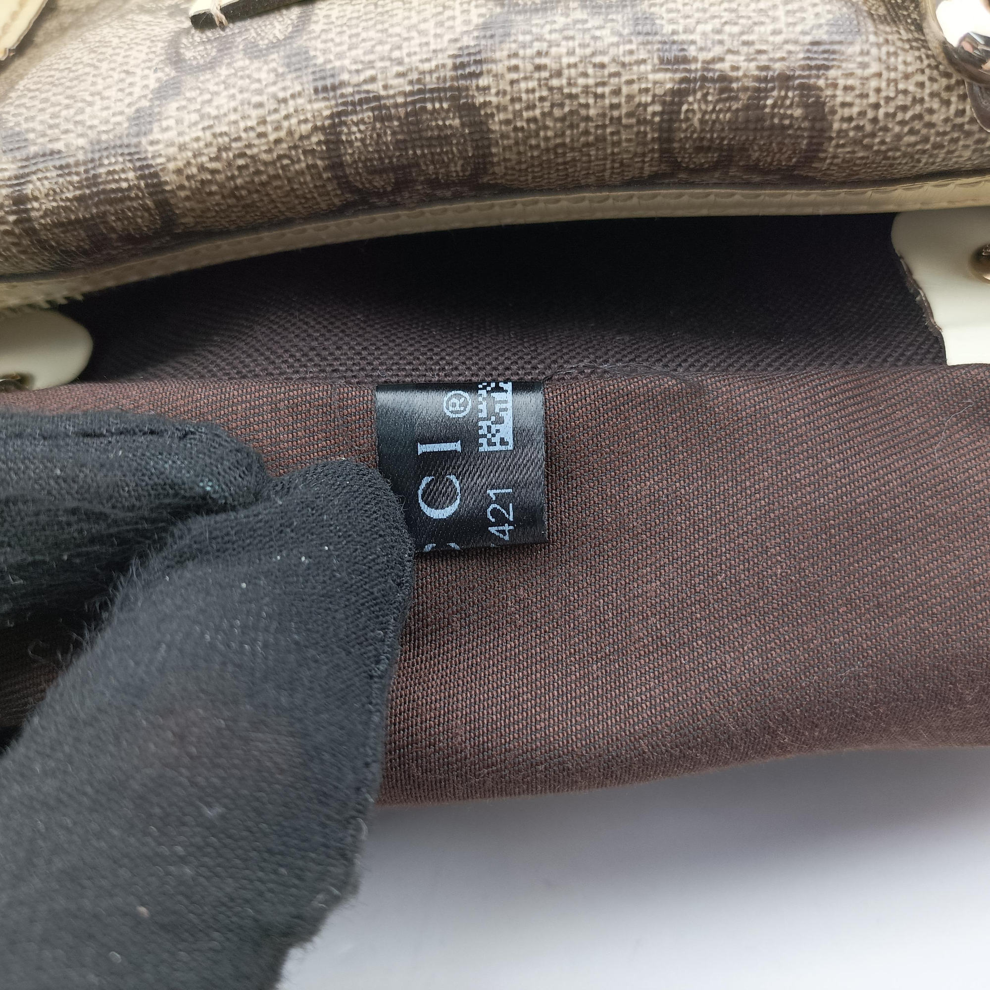Secondhand Gucci GG plus Spring Joy GG Supreme BEIGE×WHITE PVC coated canvas 193603 handbag | stylenewstar