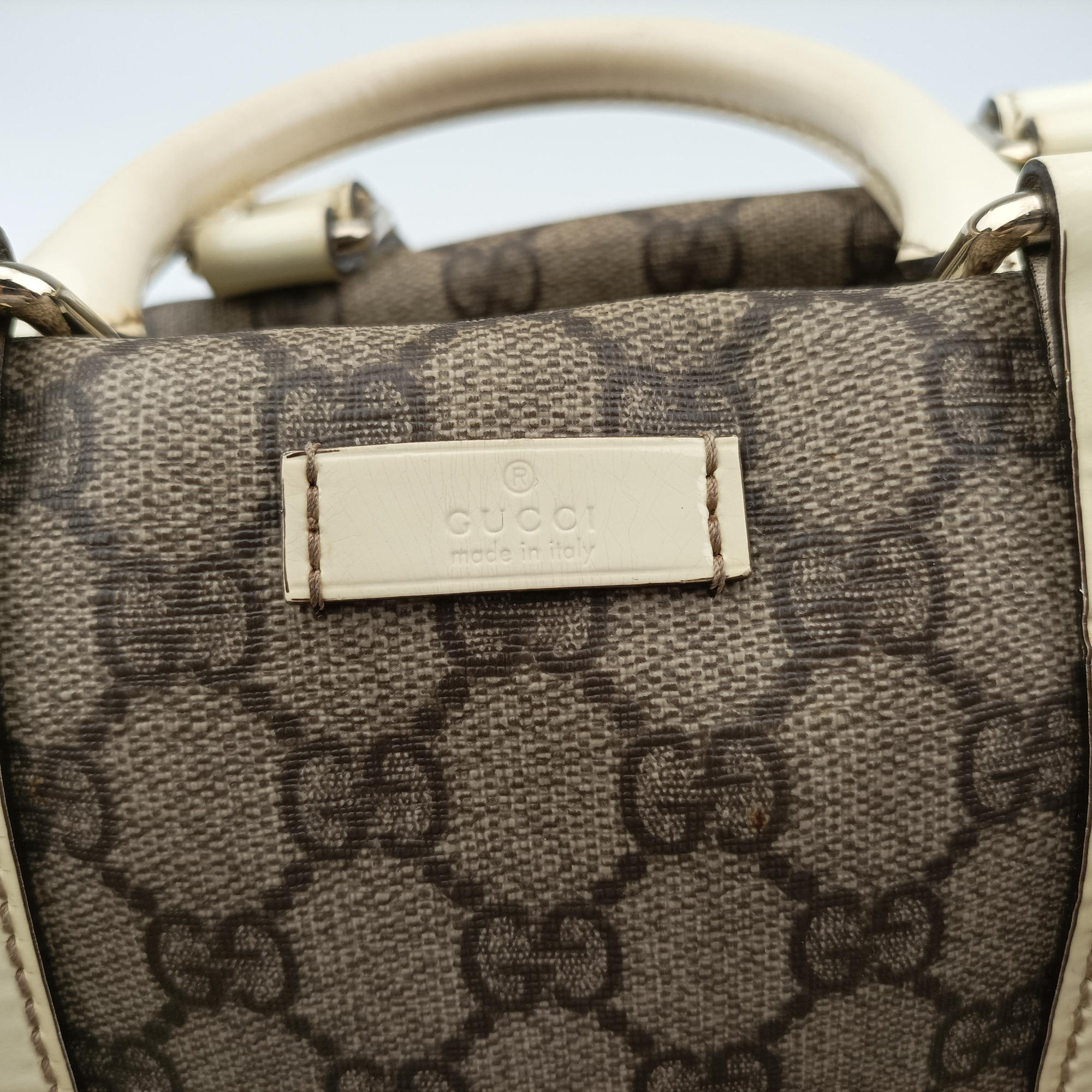Secondhand Gucci GG plus Spring Joy GG Supreme BEIGE×WHITE PVC coated canvas 193603 handbag | stylenewstar