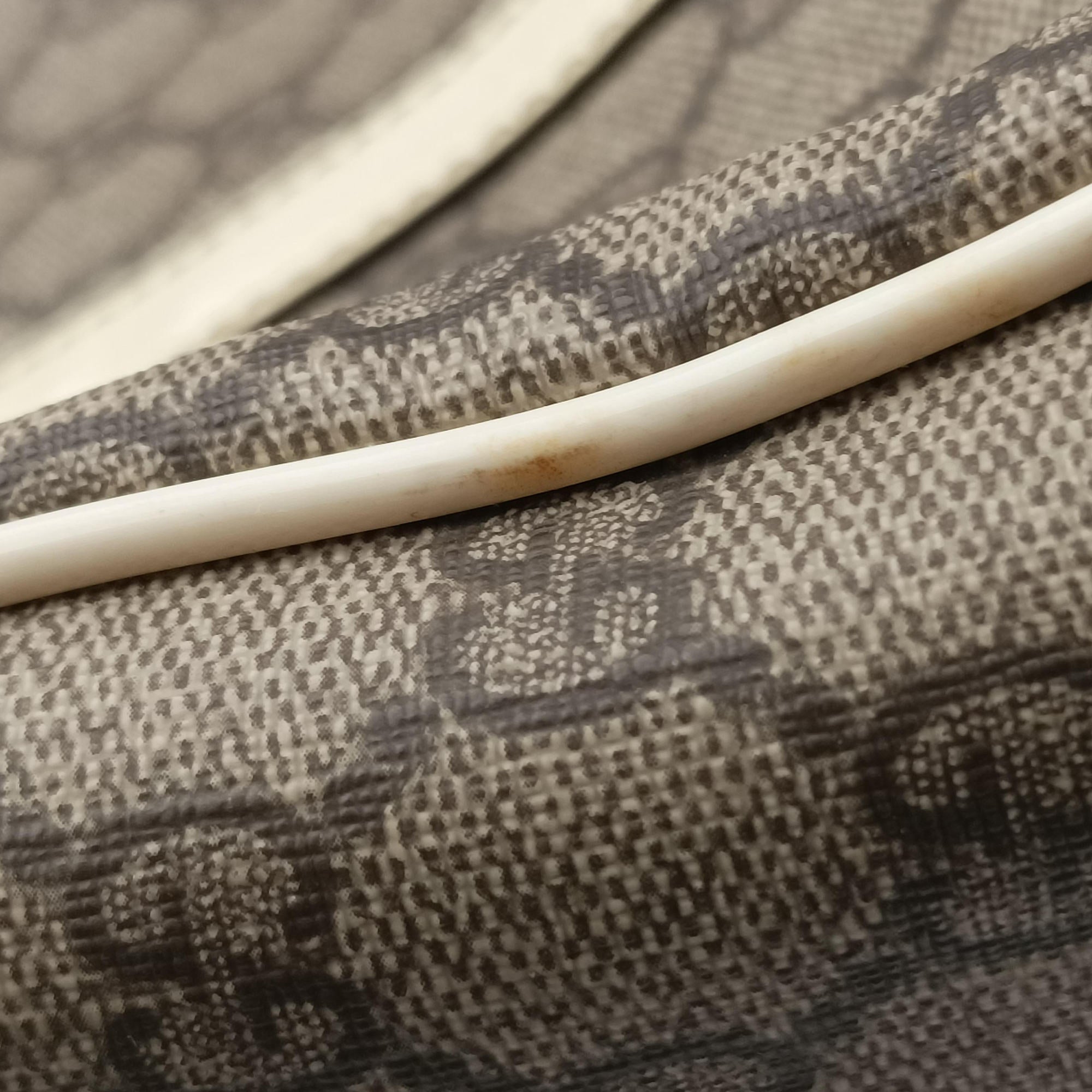 Secondhand Gucci GG plus Spring Joy GG Supreme BEIGE×WHITE PVC coated canvas 193603 handbag | stylenewstar