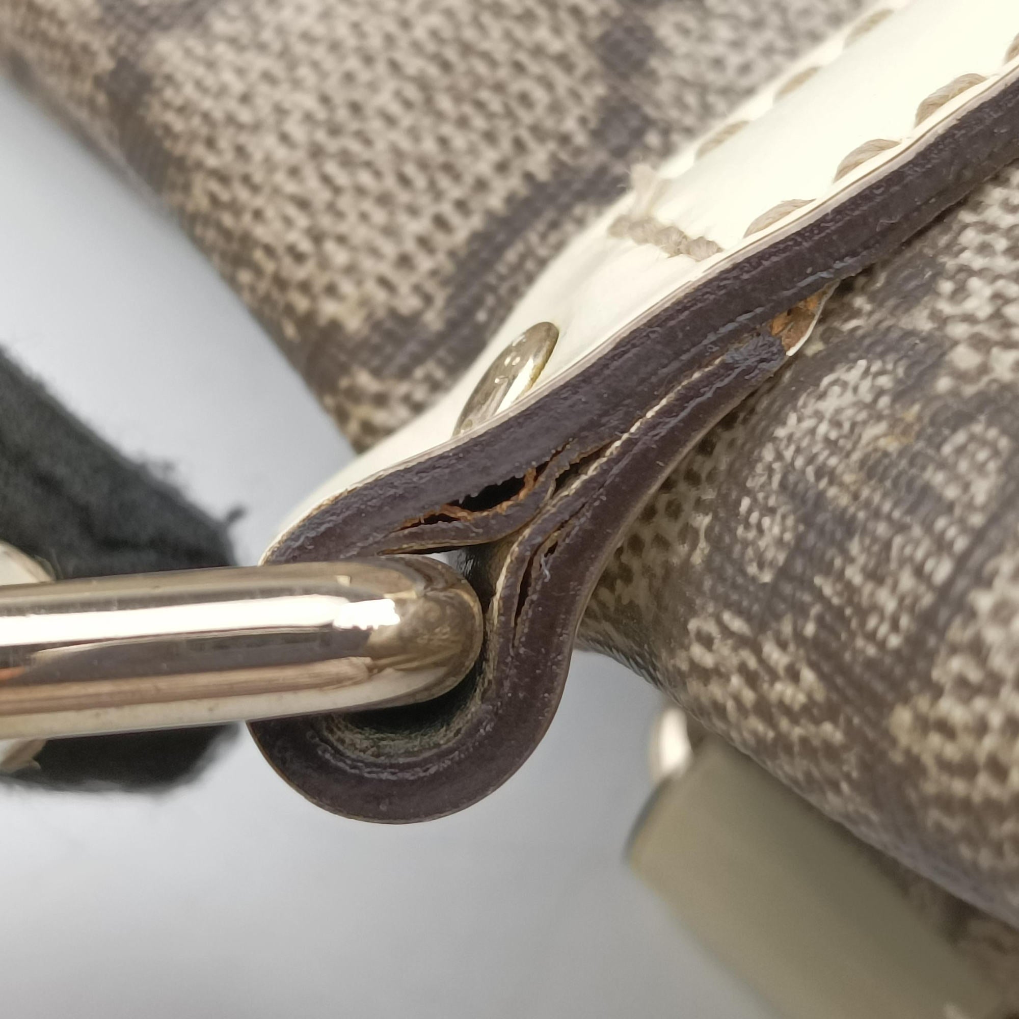 Secondhand Gucci GG plus Spring Joy GG Supreme BEIGE×WHITE PVC coated canvas 193603 handbag | stylenewstar
