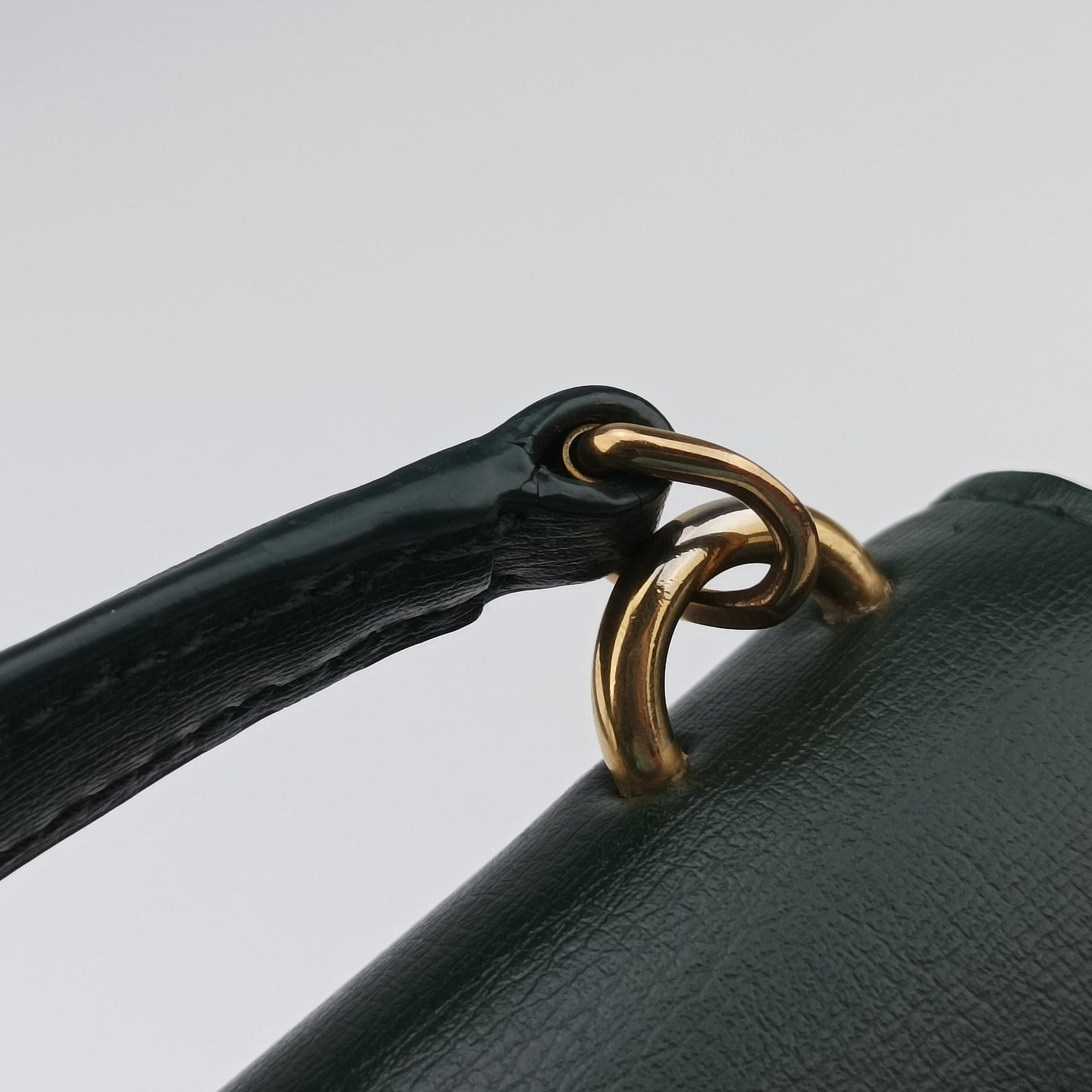 Pre-owned Yves Saint Laurent Sunset Green Leather 533026 shoulderbag | stylenewstar