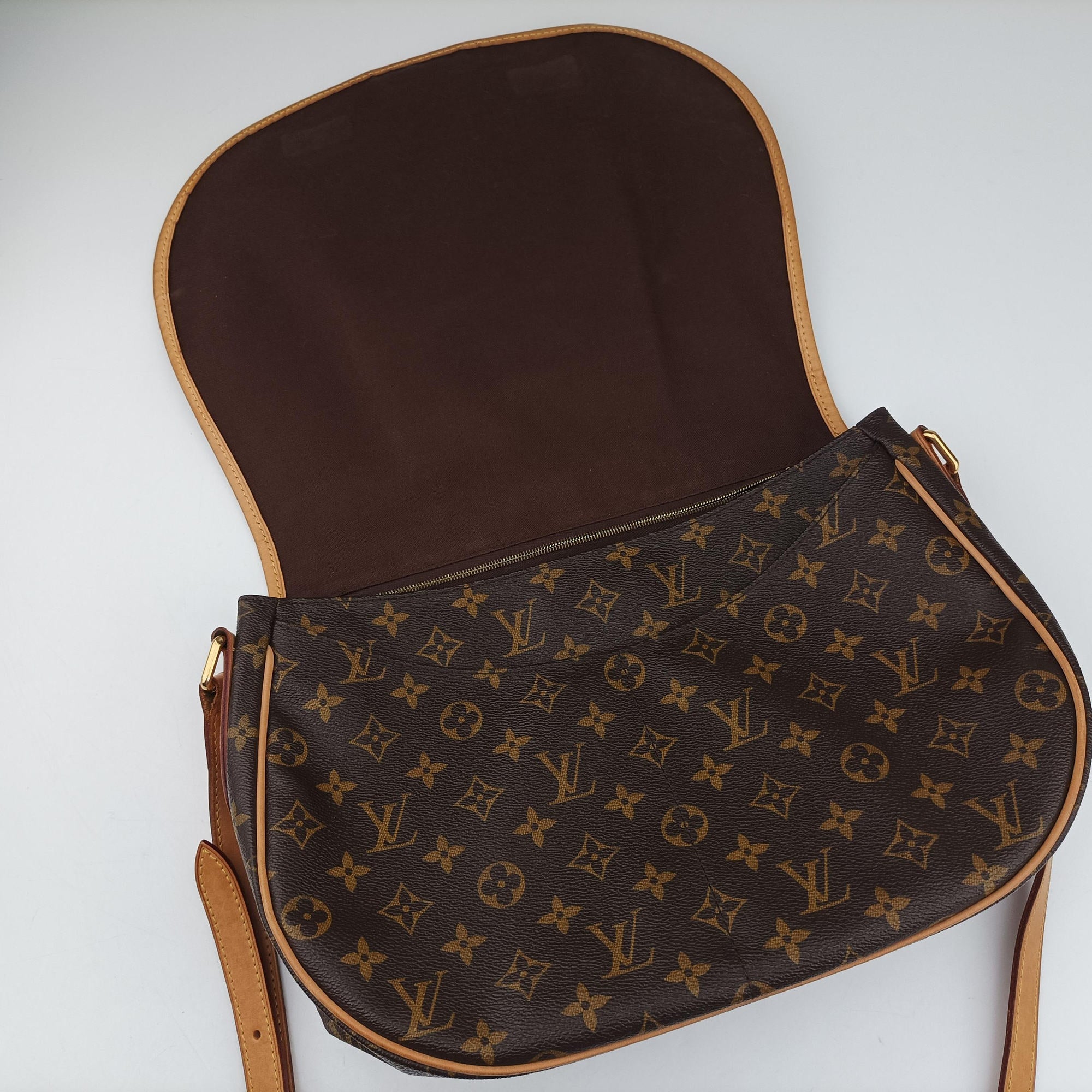 Pre-owned Louis Vuitton Menilmontant PM Brown Monogram canvas M40474 shoulderbag | stylenewstar