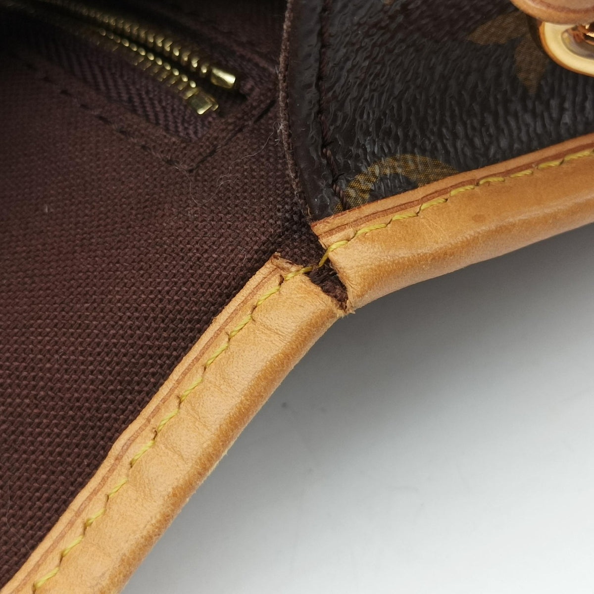 Pre-owned Louis Vuitton Menilmontant PM Brown Monogram canvas M40474 shoulderbag | stylenewstar
