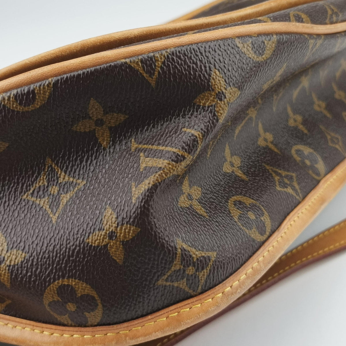 Pre-owned Louis Vuitton Menilmontant PM Brown Monogram canvas M40474 shoulderbag | stylenewstar
