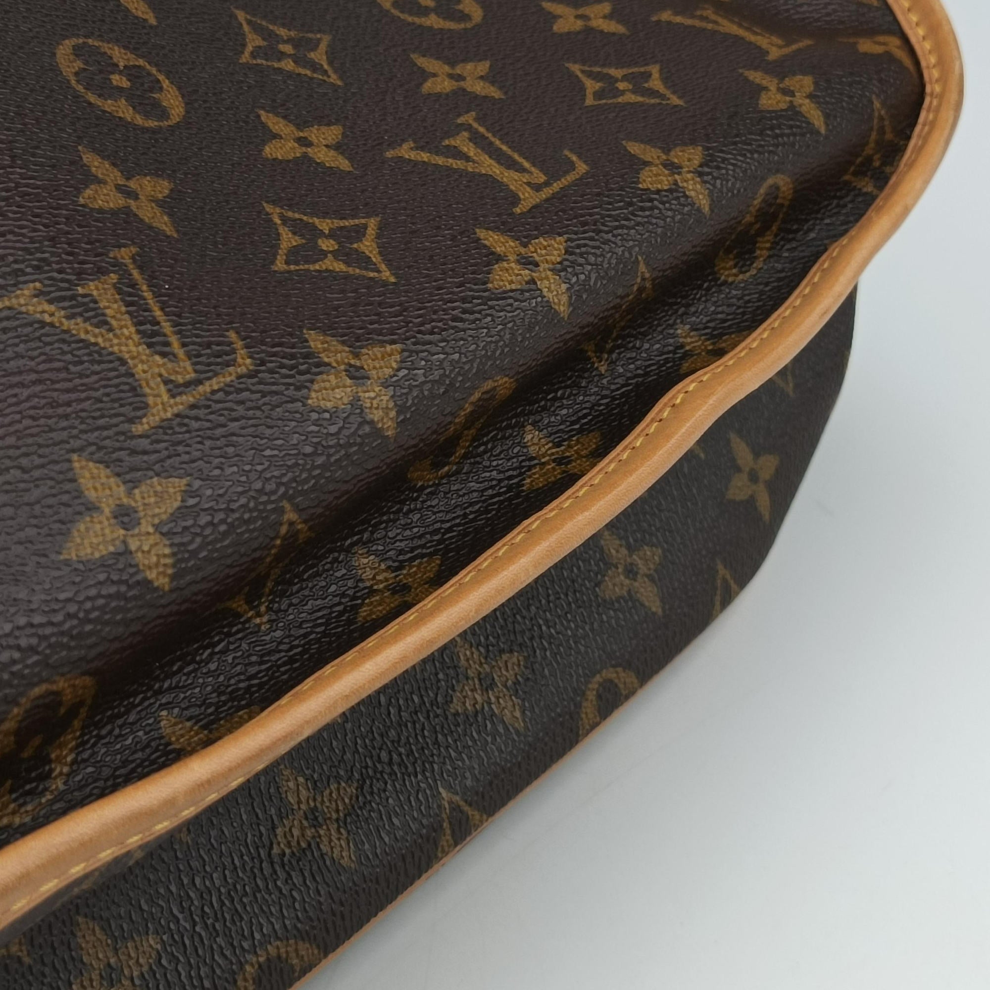 Pre-owned Louis Vuitton Menilmontant PM Brown Monogram canvas M40474 shoulderbag | stylenewstar
