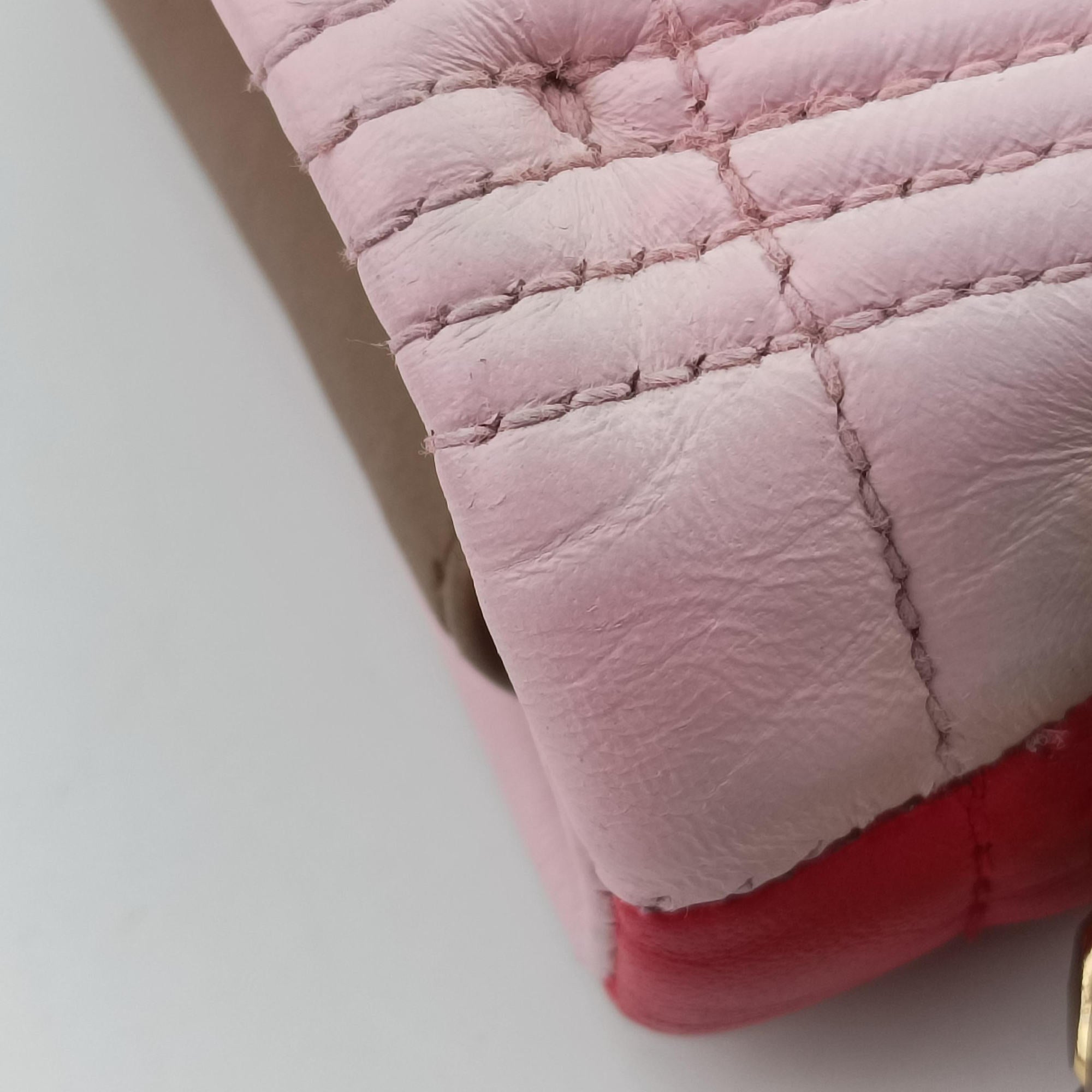 Pre-owned Burberry Lola chain TB Red×Pink×Beige Leather  shoulderbag | stylenewstar