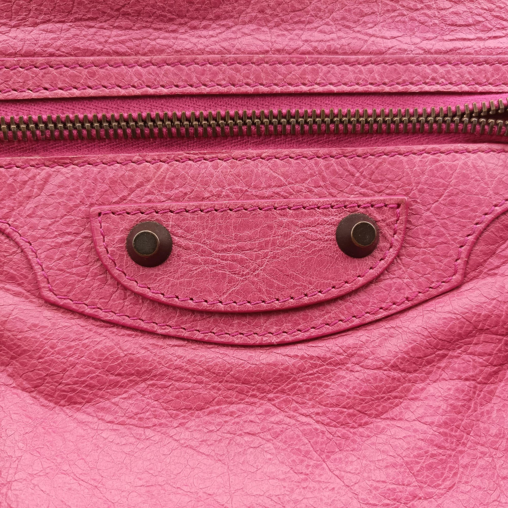 Pre-owned Balenciaga Classic Folk Messenger Pink lambskin  shoulderbag | stylenewstar