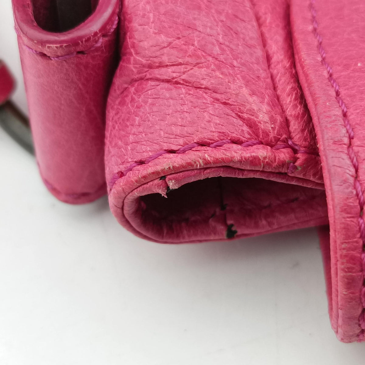 Pre-owned Balenciaga Classic Folk Messenger Pink lambskin  shoulderbag | stylenewstar